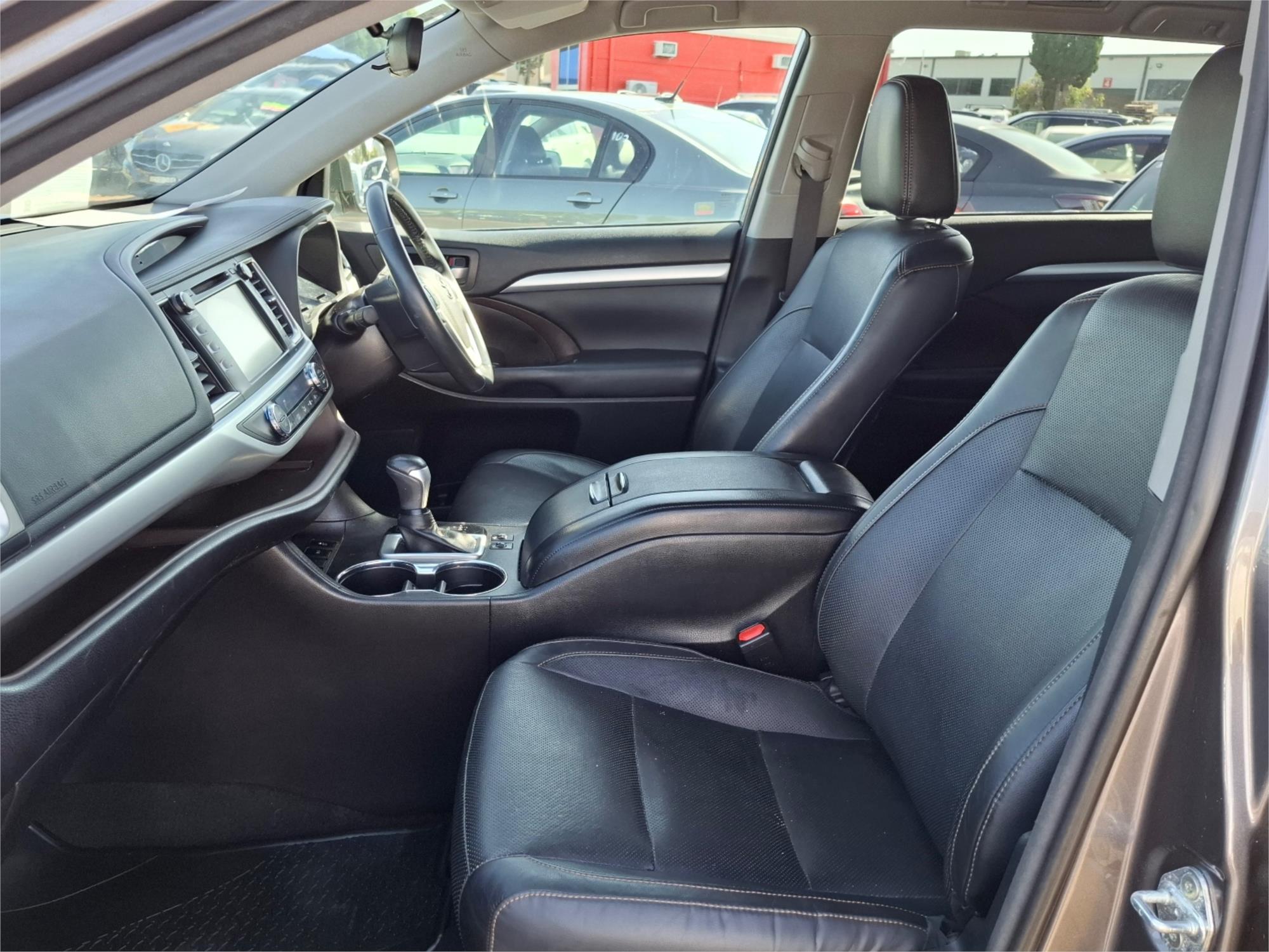 2018 TOYOTA KLUGER GSU50R MY17 GXL (4x2) 8 SP AUTOMATIC 4D WAGON