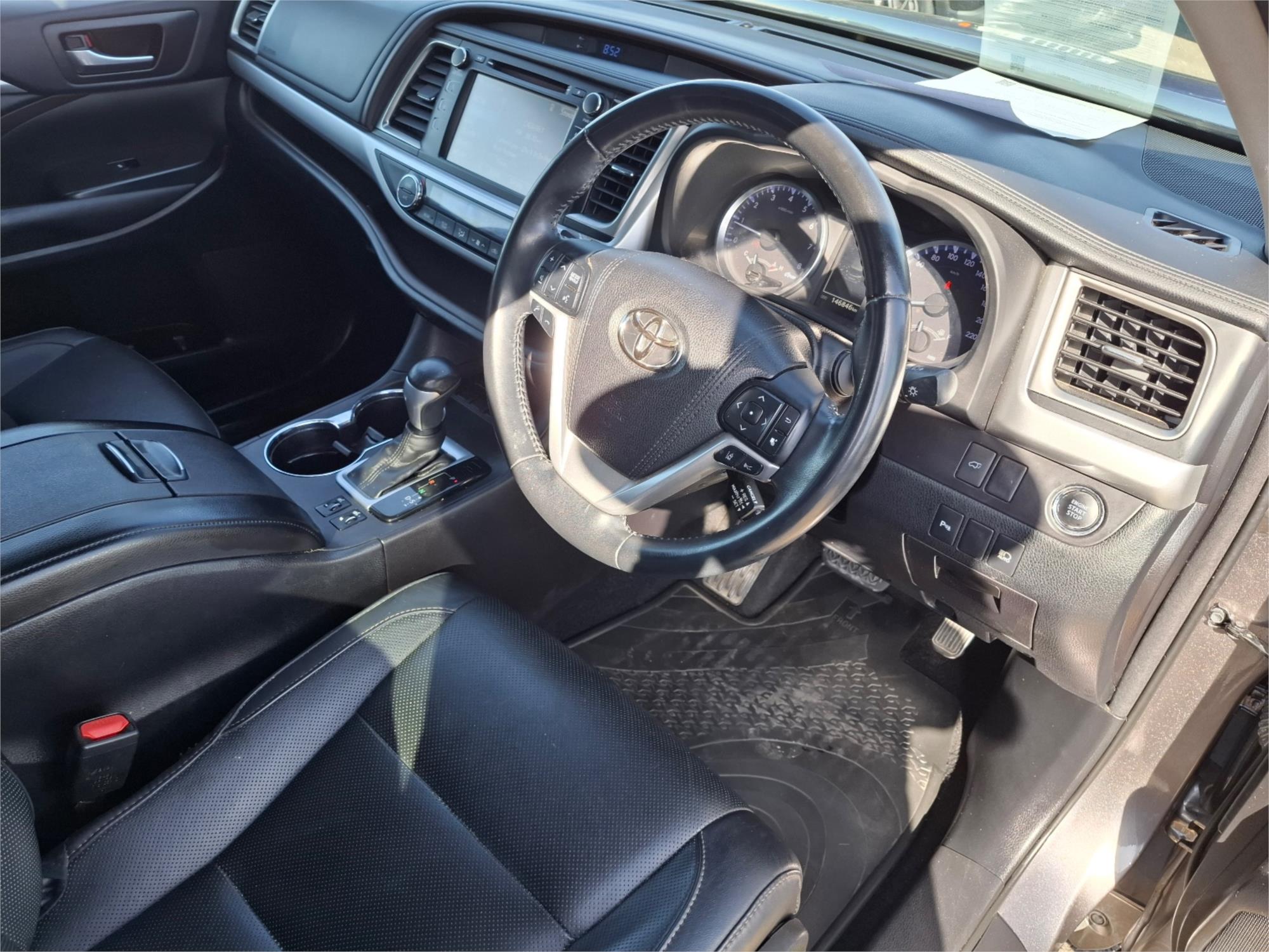 2018 TOYOTA KLUGER GSU50R MY17 GXL (4x2) 8 SP AUTOMATIC 4D WAGON