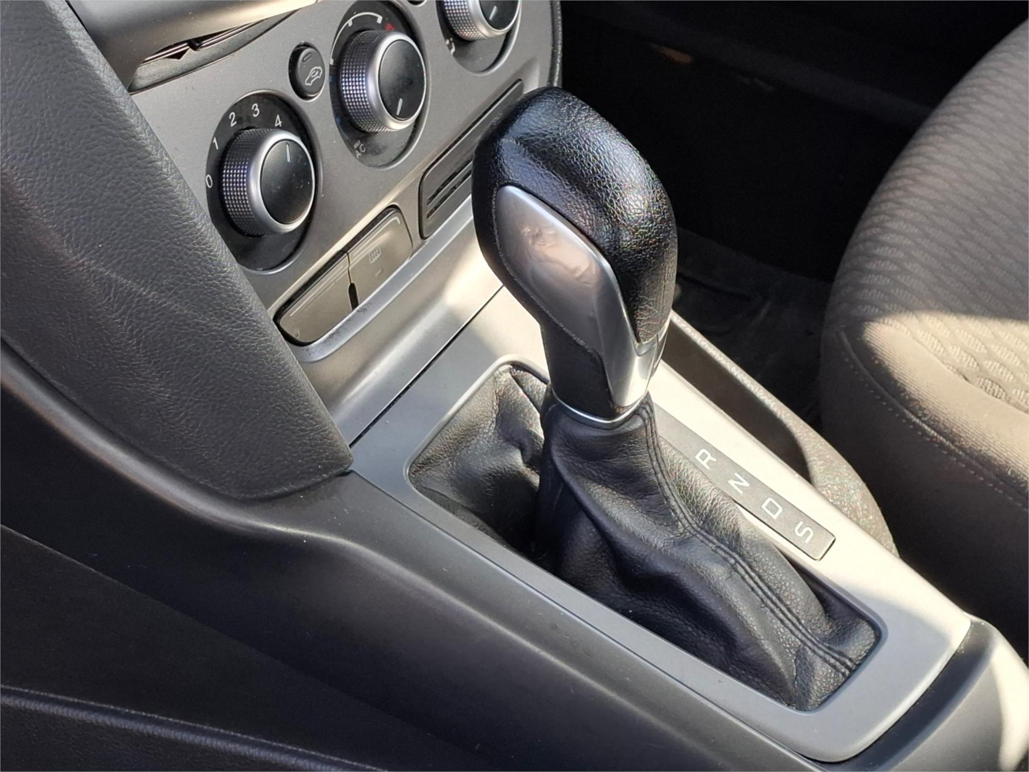 2014 FORD FOCUS LW MK2 MY14 TREND 6 SP AUTOMATIC 5D HATCHBACK