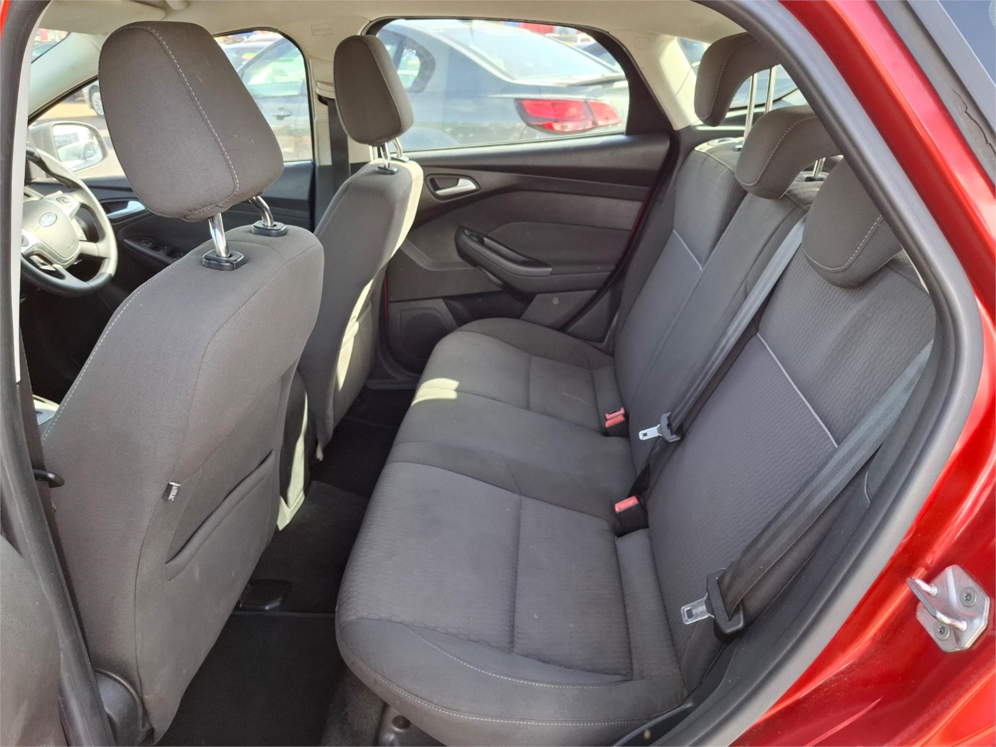 2014 FORD FOCUS LW MK2 MY14 TREND 6 SP AUTOMATIC 5D HATCHBACK
