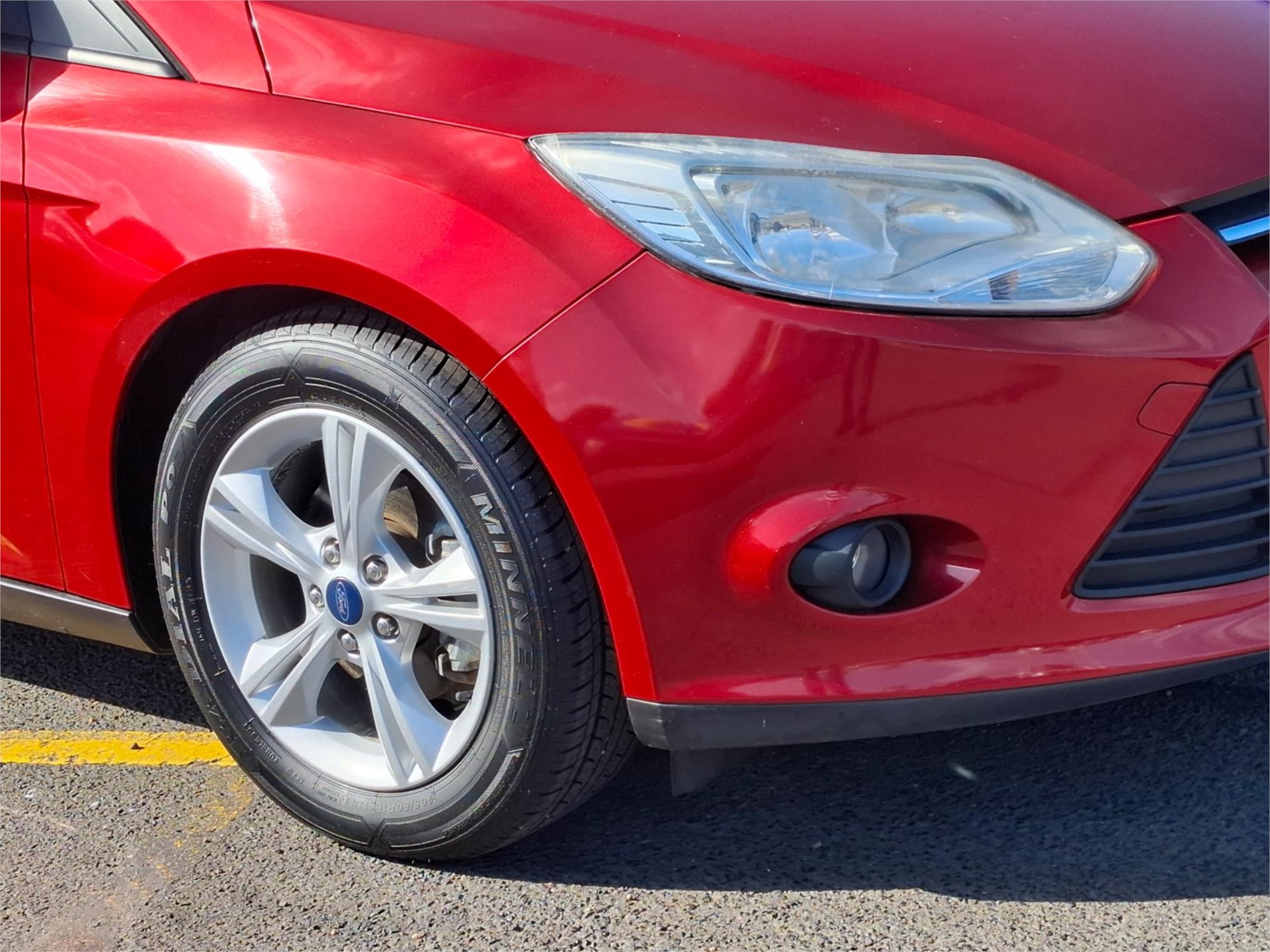 2014 FORD FOCUS LW MK2 MY14 TREND 6 SP AUTOMATIC 5D HATCHBACK