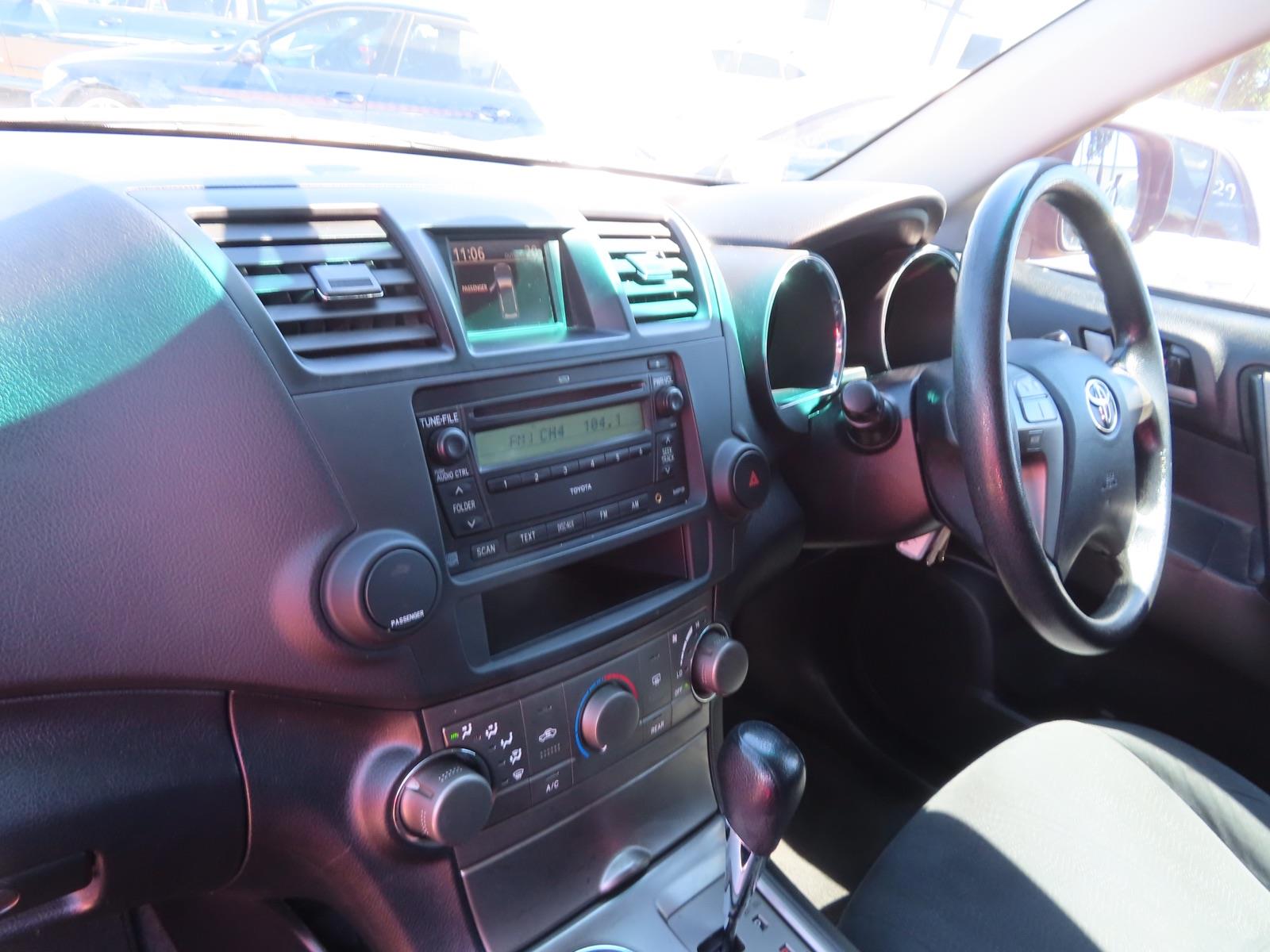 2009 TOYOTA KLUGER GSU40R KX-R (FWD) 5 SEAT 5 SP AUTOMATIC 4D WAGON