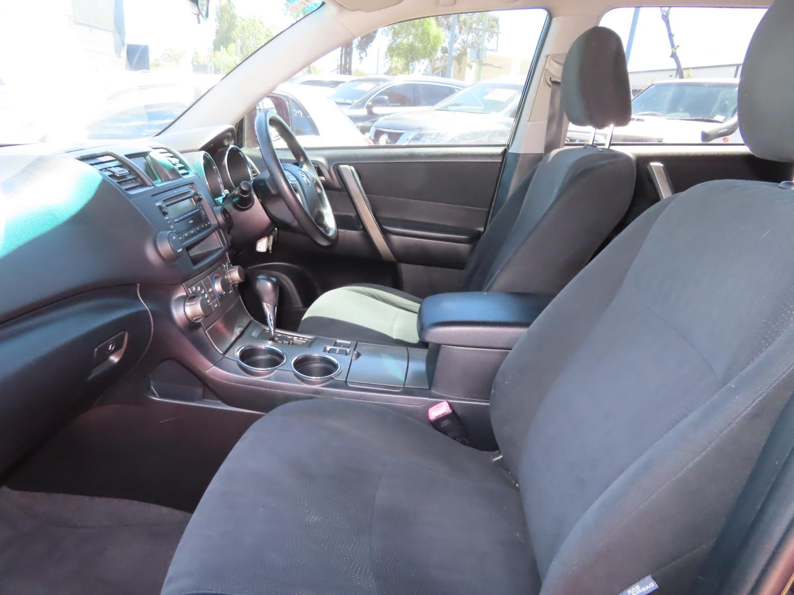 2009 TOYOTA KLUGER GSU40R KX-R (FWD) 5 SEAT 5 SP AUTOMATIC 4D WAGON