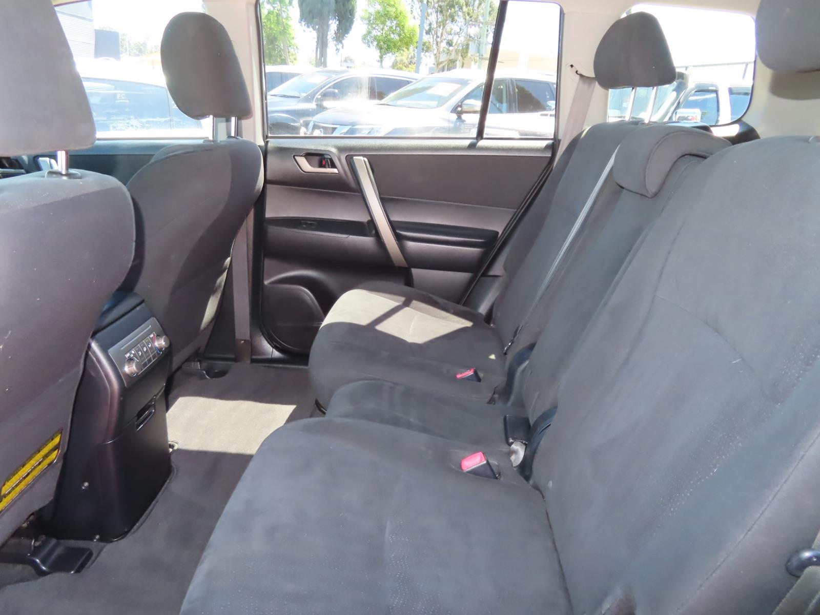 2009 TOYOTA KLUGER GSU40R KX-R (FWD) 5 SEAT 5 SP AUTOMATIC 4D WAGON