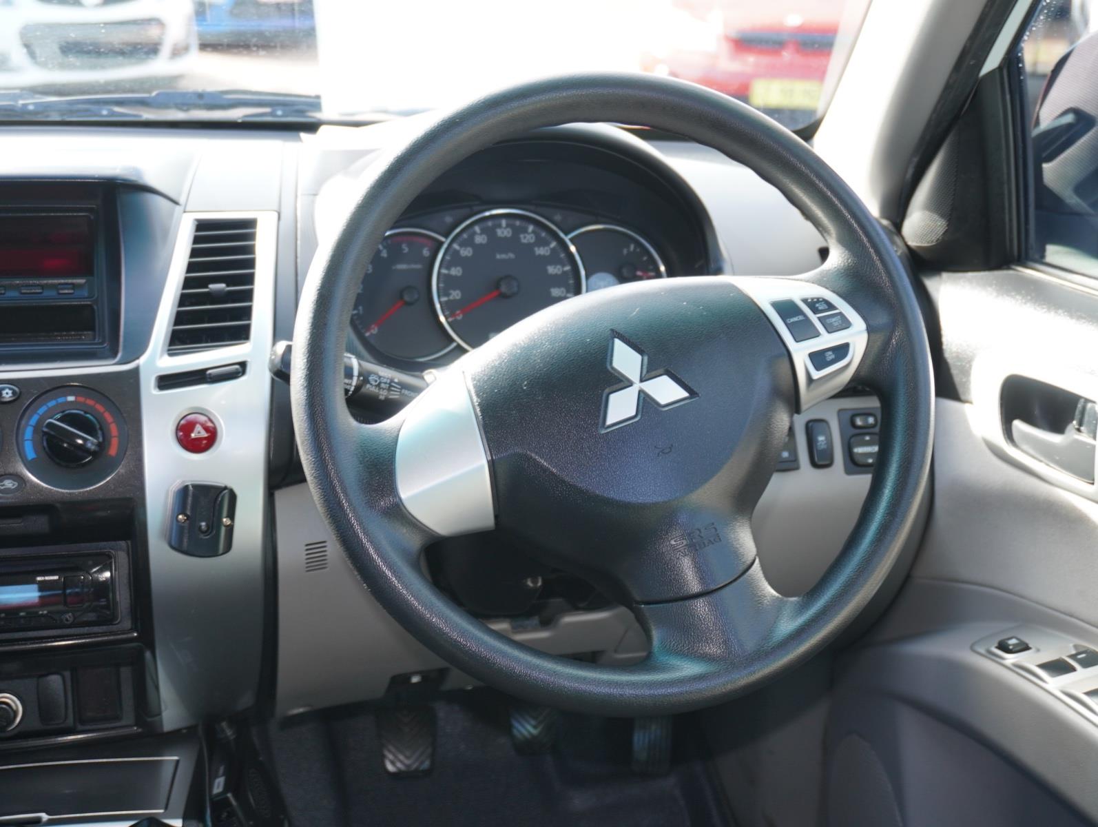 2013 MITSUBISHI CHALLENGER PB (KH) MANUAL WAGON