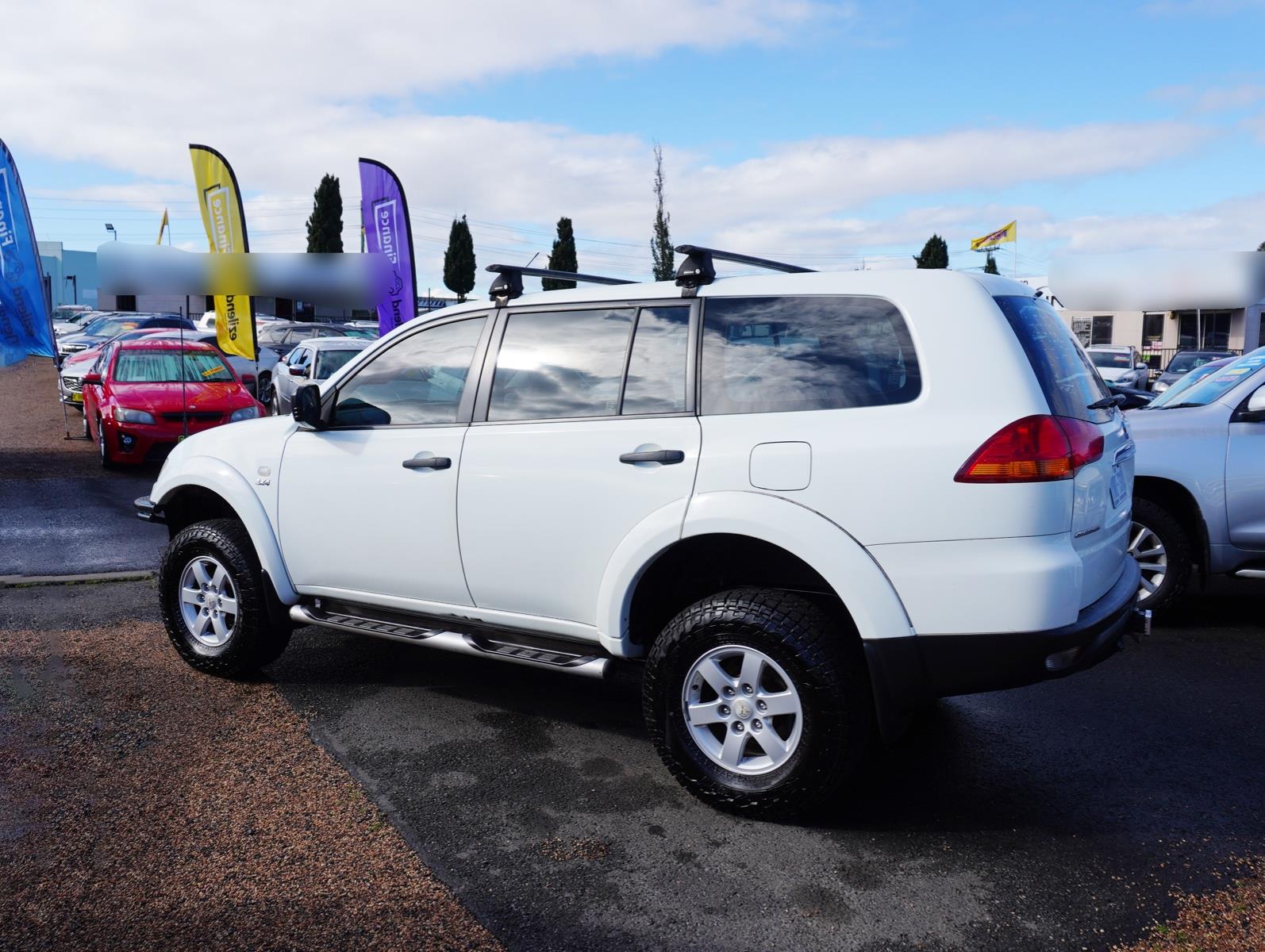 2013 MITSUBISHI CHALLENGER PB (KH) MANUAL WAGON