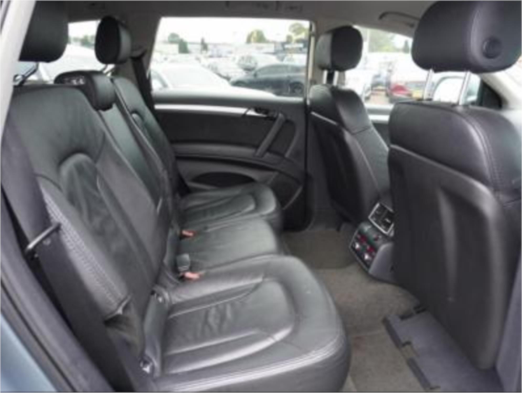 2008 AUDI Q7 MY08 UPGRADE 3.0 TDI QUATTRO 6 SP AUTOMATIC TIPTRONIC 4D WAGON