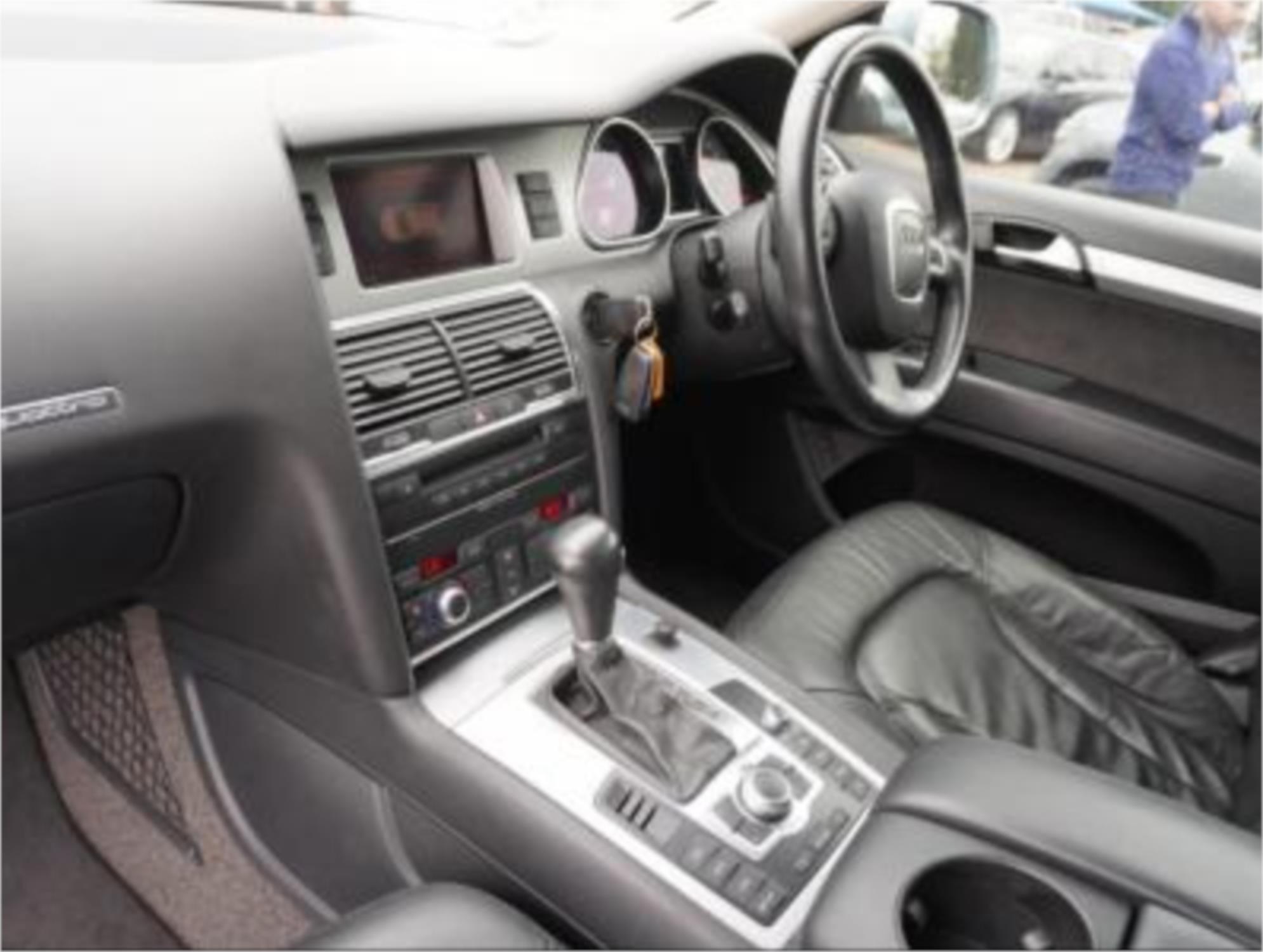 2008 AUDI Q7 MY08 UPGRADE 3.0 TDI QUATTRO 6 SP AUTOMATIC TIPTRONIC 4D WAGON