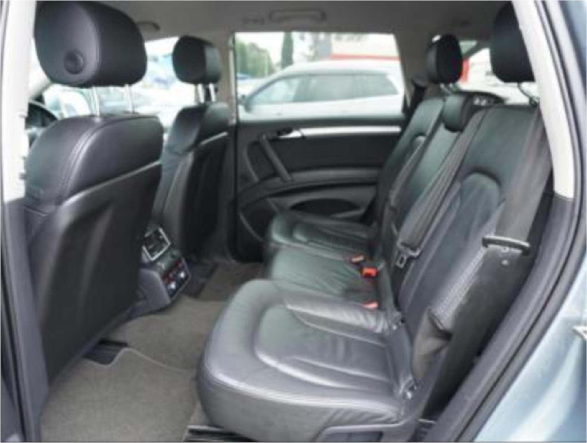 2008 AUDI Q7 MY08 UPGRADE 3.0 TDI QUATTRO 6 SP AUTOMATIC TIPTRONIC 4D WAGON