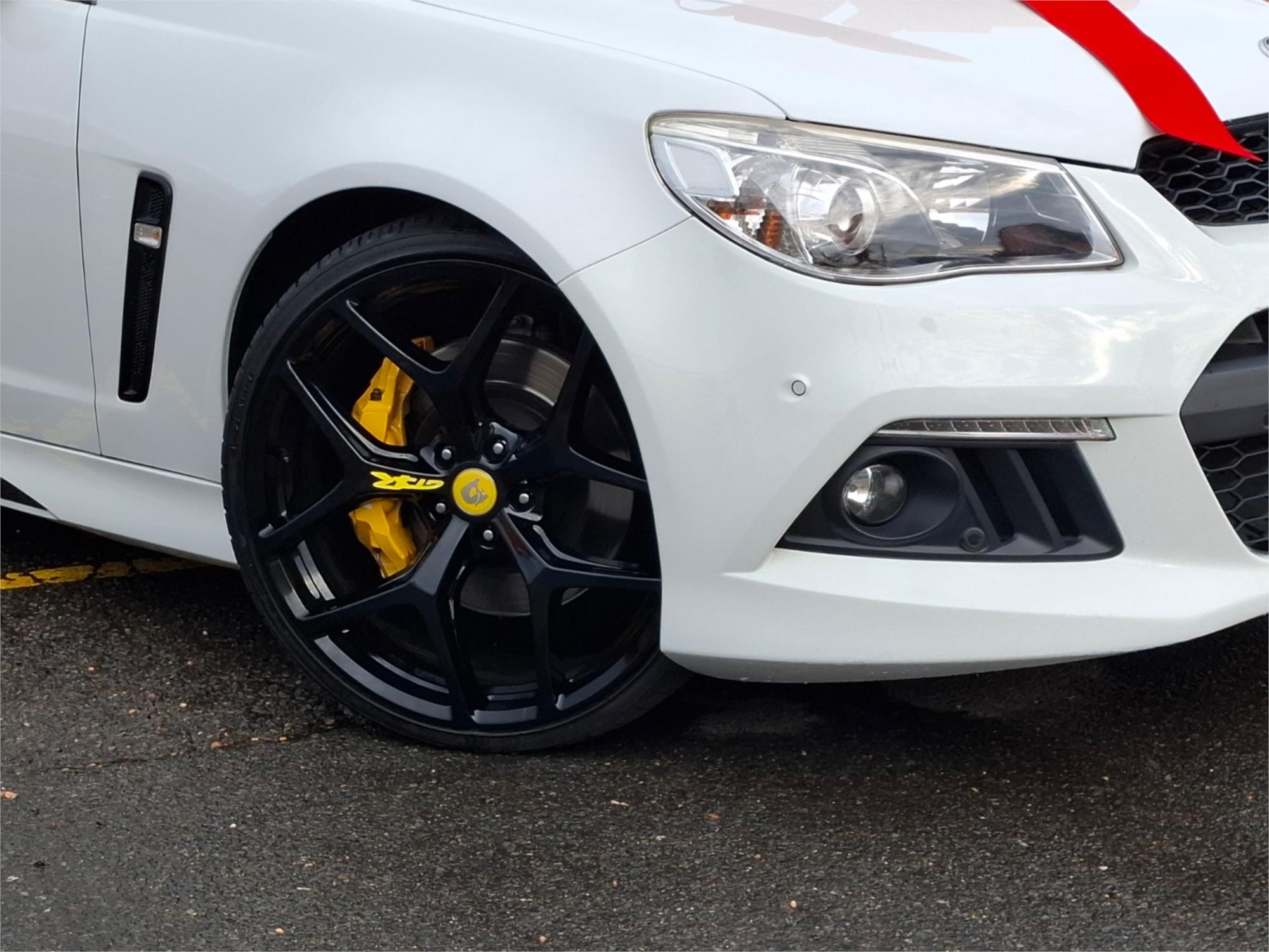 2013 HSV MALOO GEN F R8 6 SP MANUAL UTILITY