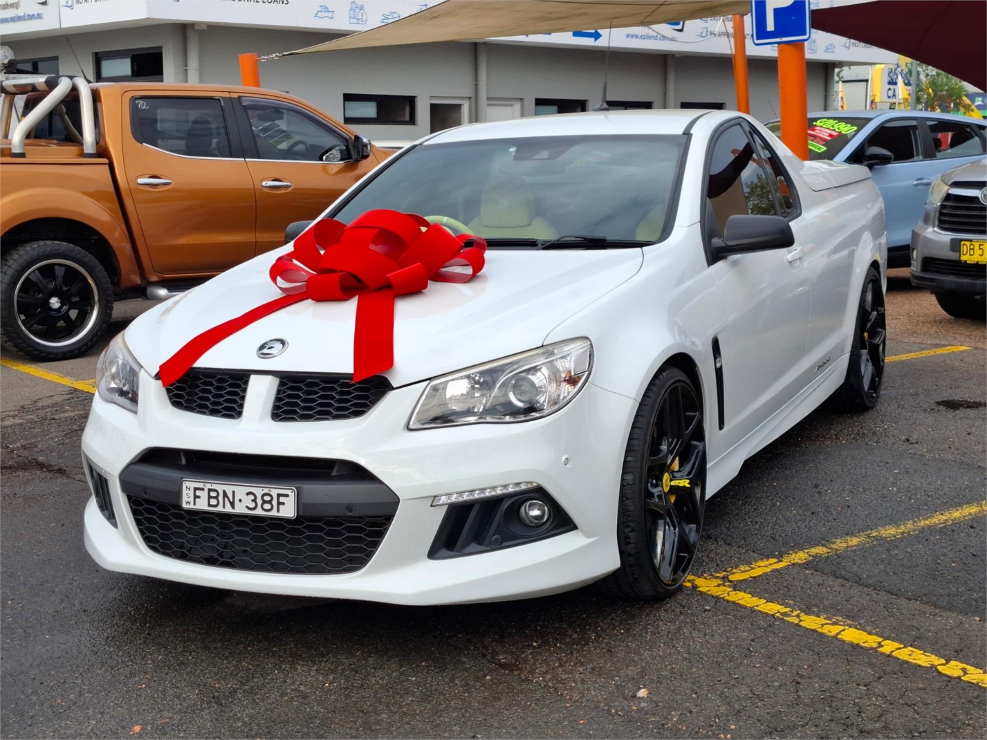 2013 HSV MALOO GEN F R8 6 SP MANUAL UTILITY