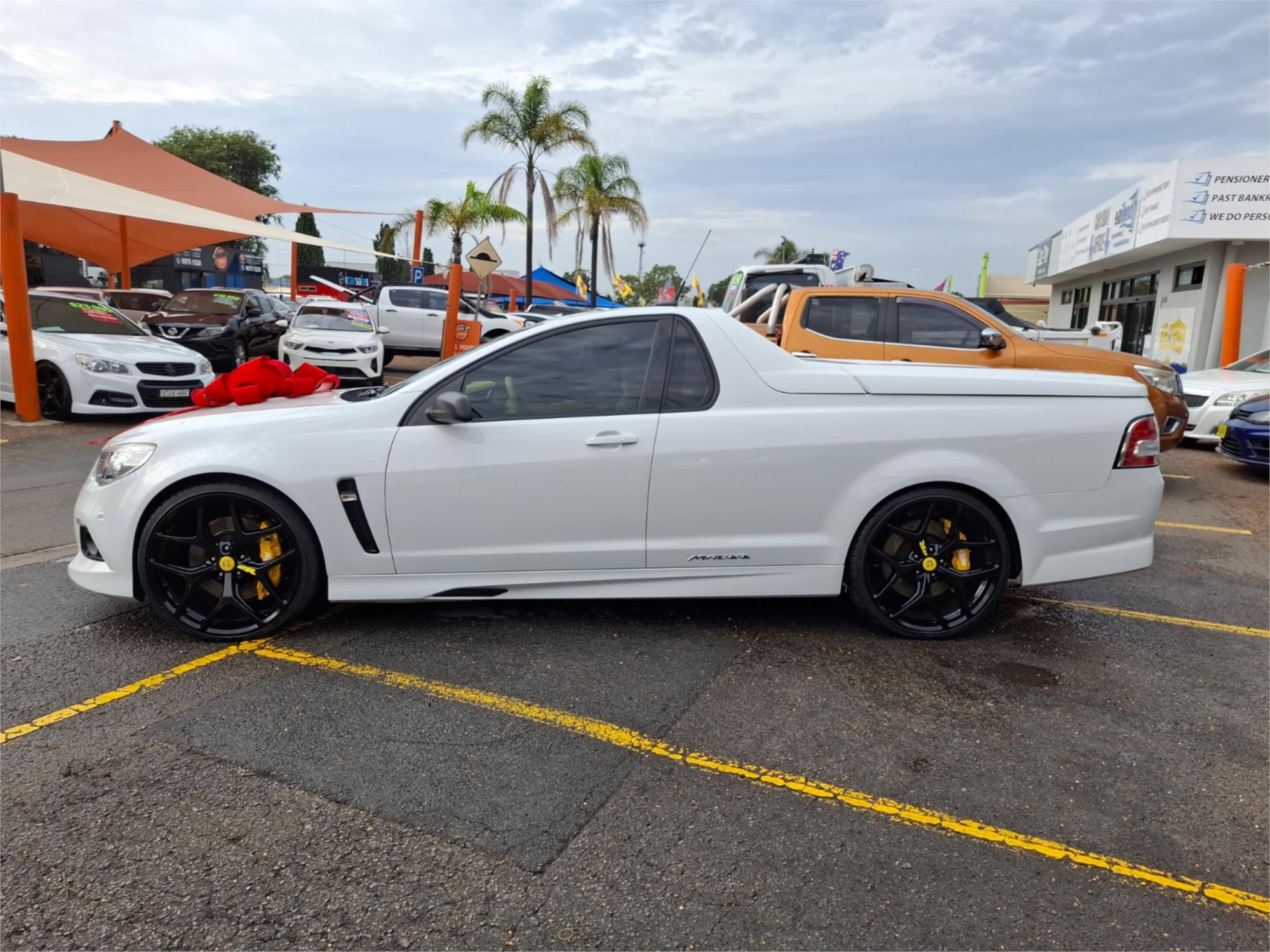 2013 HSV MALOO GEN F R8 6 SP MANUAL UTILITY