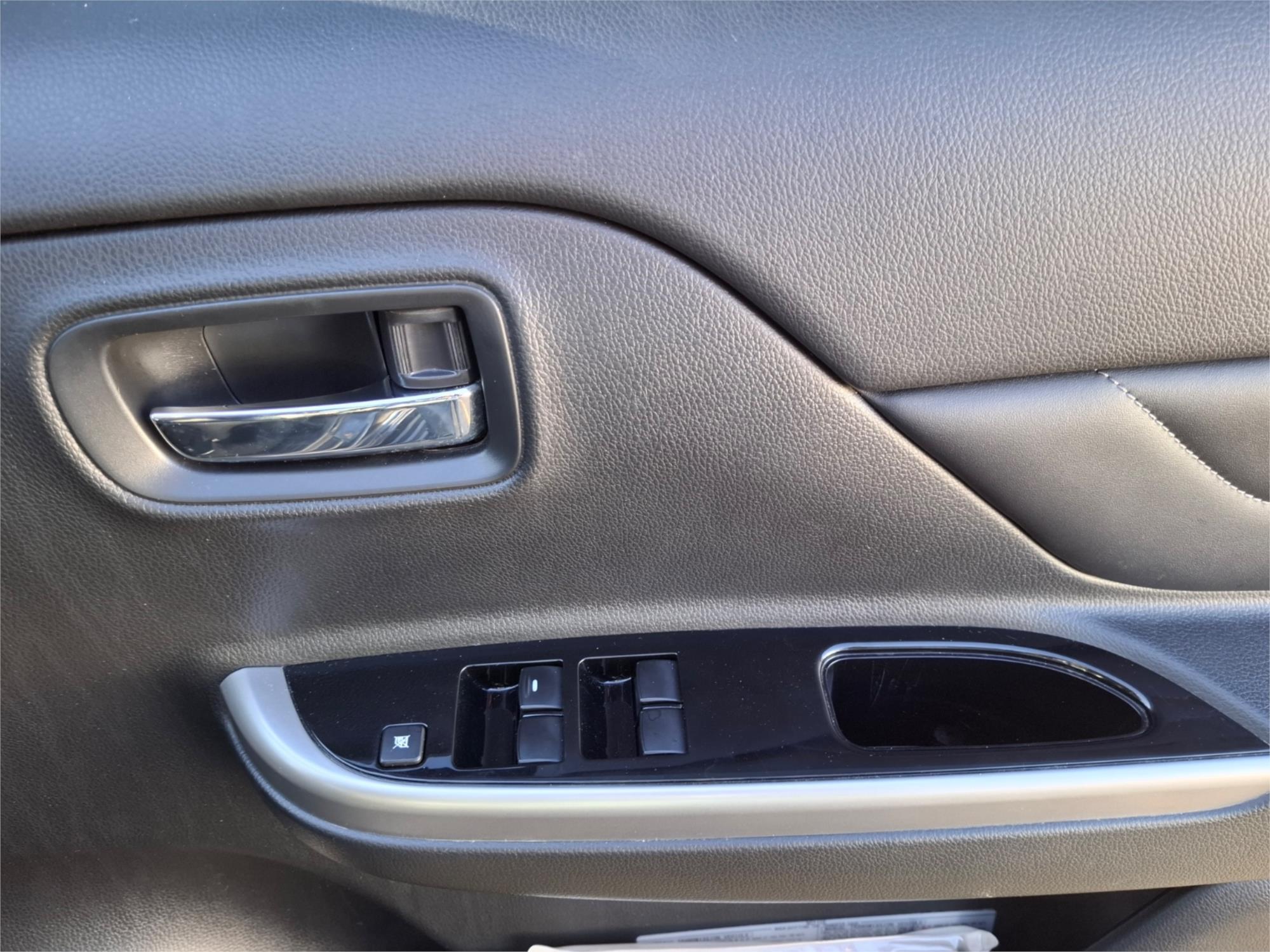 2019 MITSUBISHI TRITON MR GLS SPORTS AUTOMATIC UTILITY