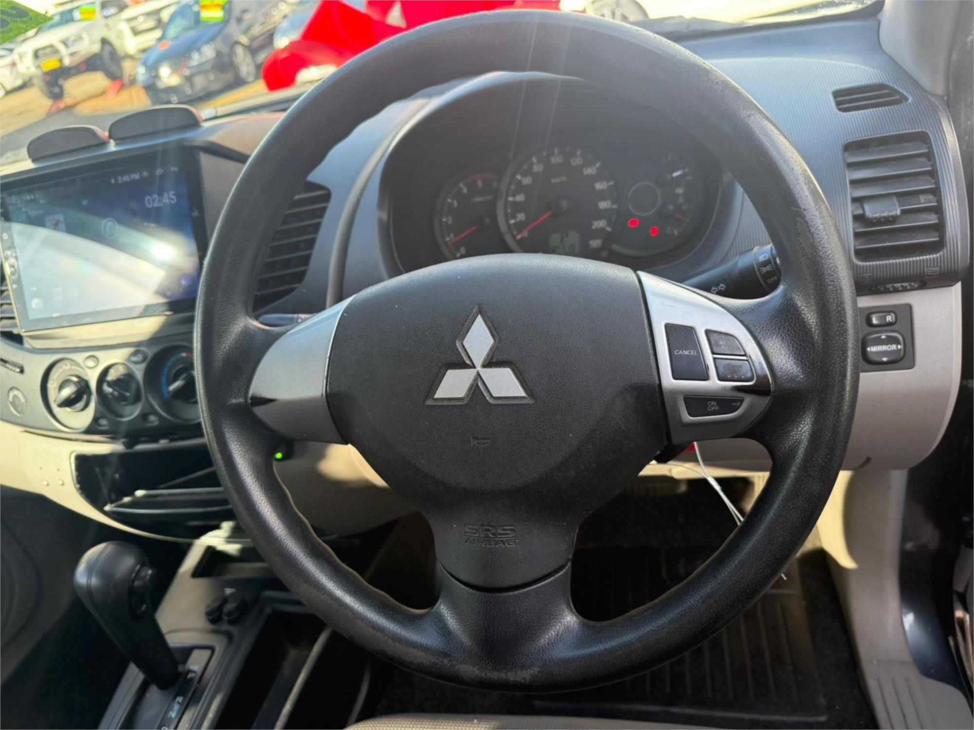 2010 MITSUBISHI TRITON MN GLX AUTOMATIC UTILITY