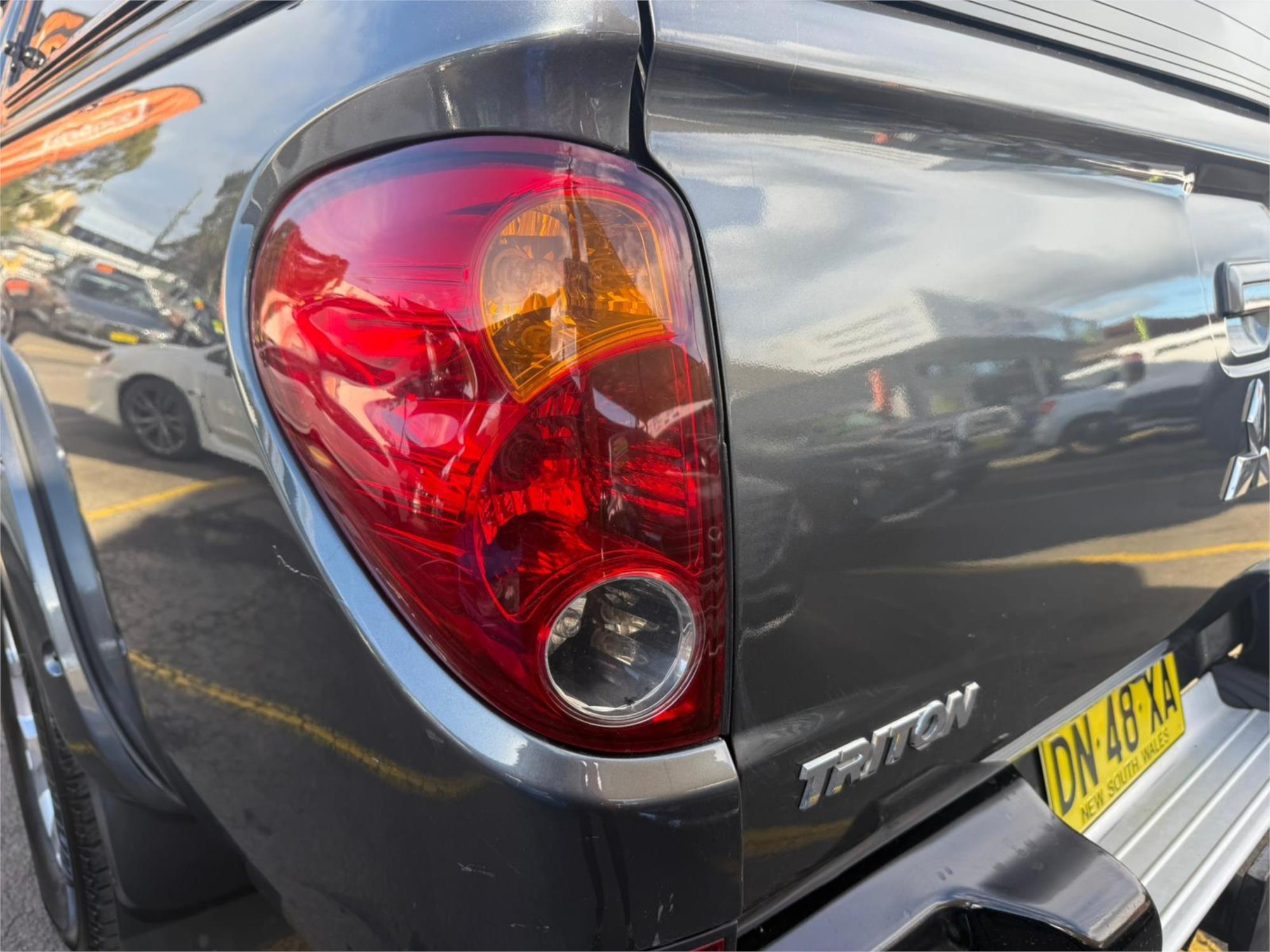 2010 MITSUBISHI TRITON MN GLX AUTOMATIC UTILITY
