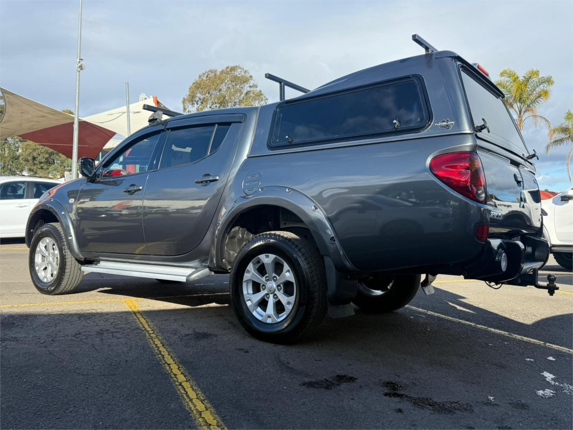 2010 MITSUBISHI TRITON MN GLX AUTOMATIC UTILITY