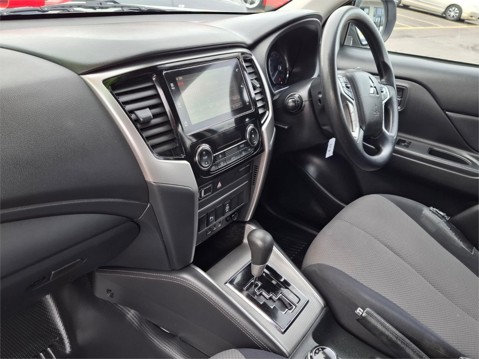 2019 MITSUBISHI TRITON MR GLX+ SPORTS AUTOMATIC UTILITY