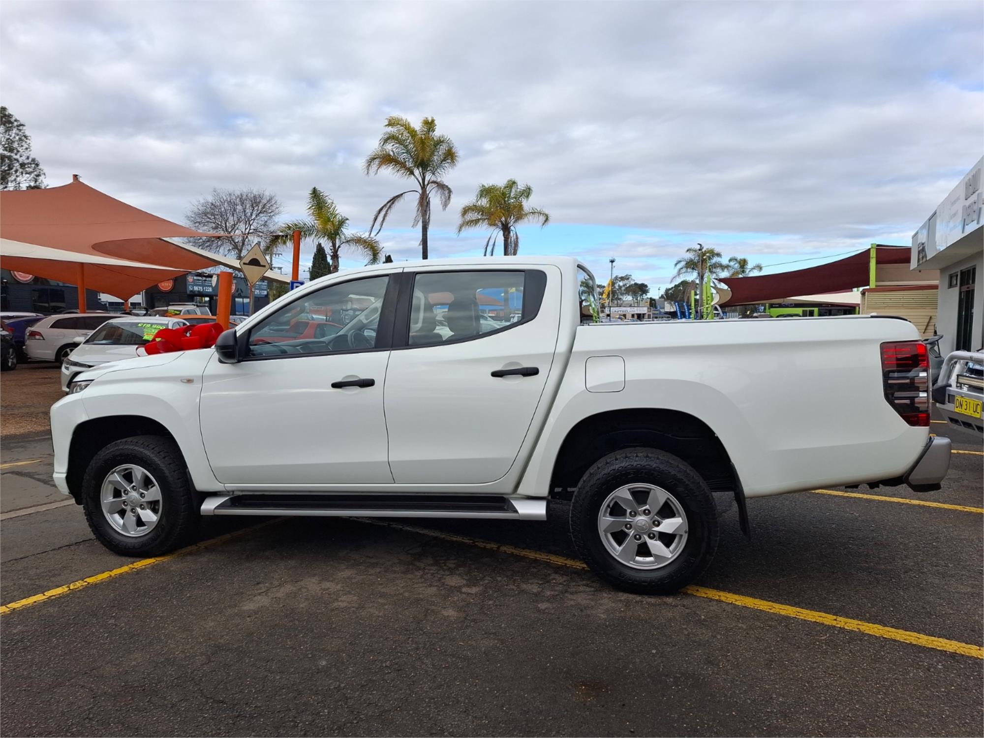 2019 MITSUBISHI TRITON MR GLX+ SPORTS AUTOMATIC UTILITY