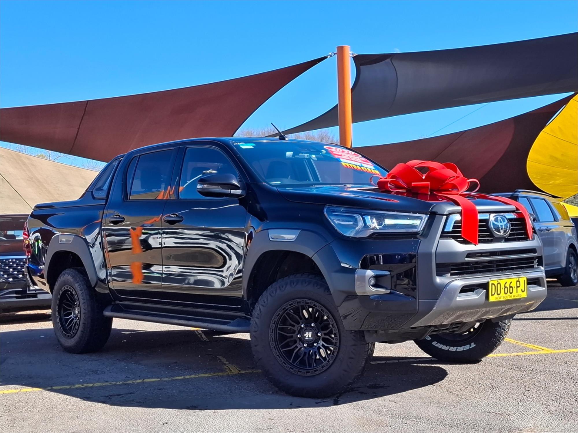 2020 TOYOTA HILUX GUN126R MY19 UPGRADE ROGUE (4x4) 6 SP AUTOMATIC DOUBLE CAB P/UP