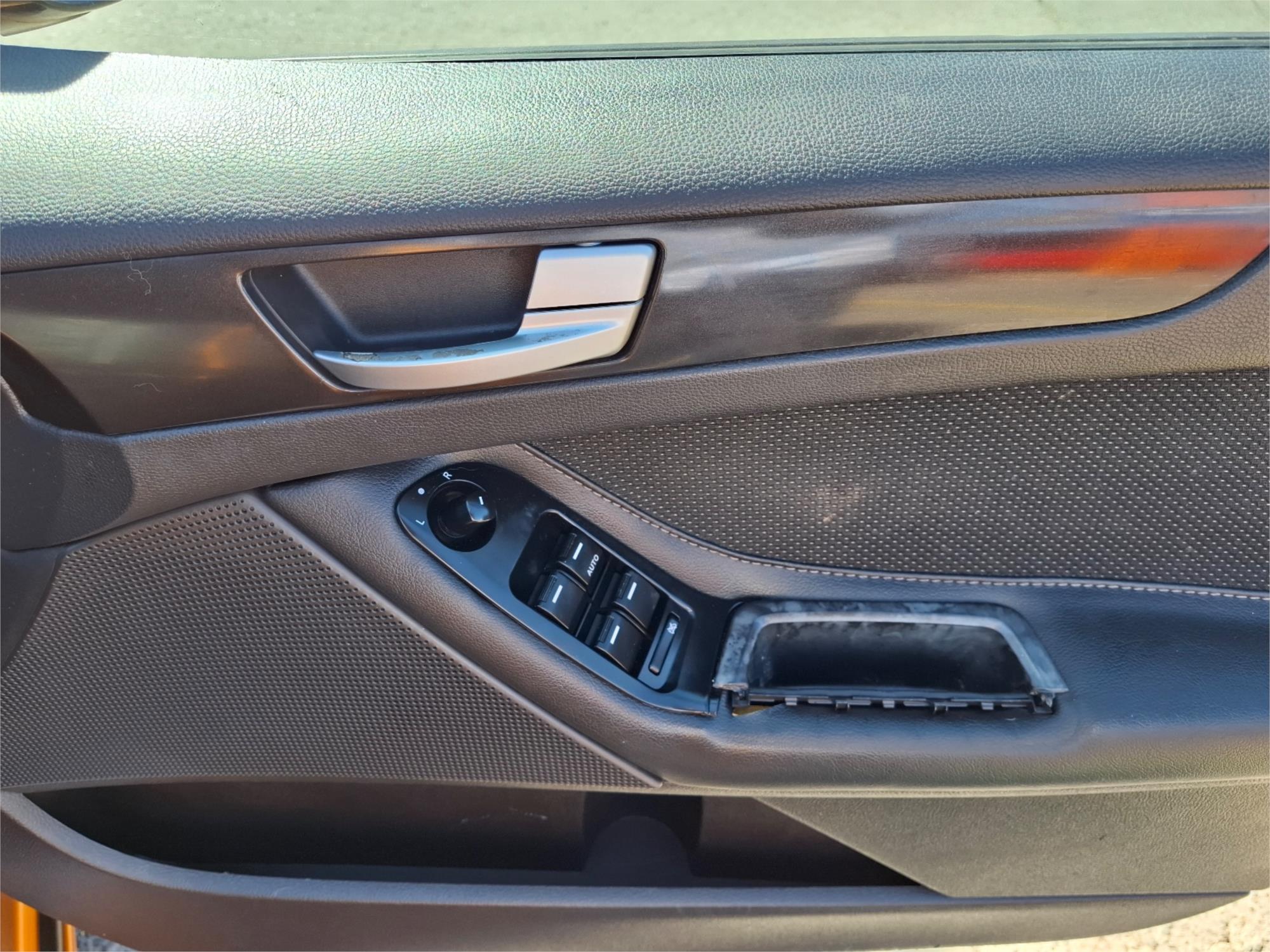 2015 FORD FALCON FG X XR6 6 SP AUTO SEQ SPORTSHIFT 4D SEDAN