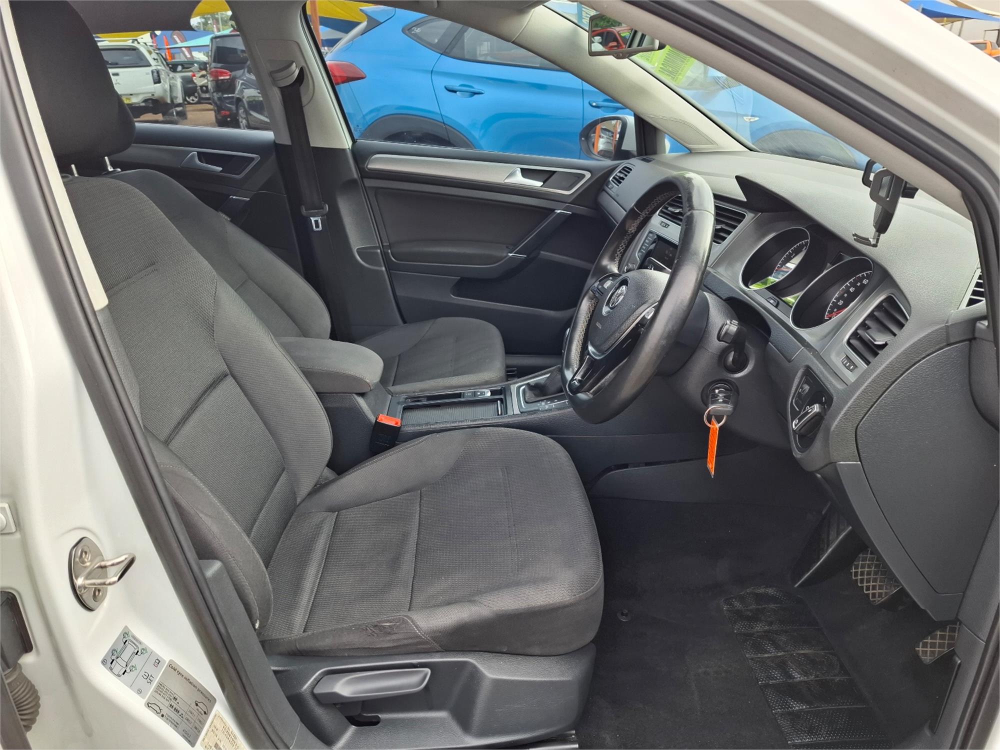2015 VOLKSWAGEN GOLF AU MY16 92 TSI 7 SP AUTO DIRECT SHIFT 5D HATCHBACK