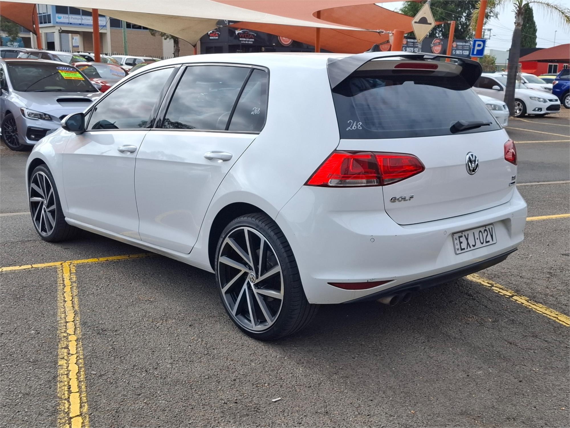 2015 VOLKSWAGEN GOLF AU MY16 92 TSI 7 SP AUTO DIRECT SHIFT 5D HATCHBACK