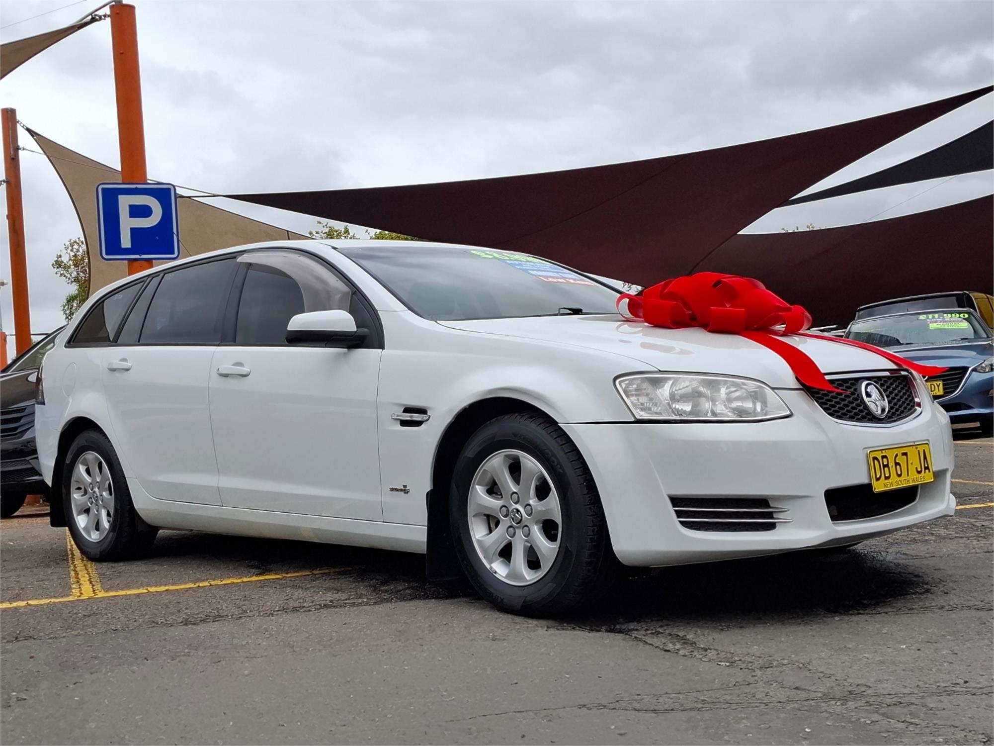 2012 HOLDEN COMMODORE VE II MY12 OMEGA (LPG) 6 SP AUTOMATIC 4D SPORTWAGON