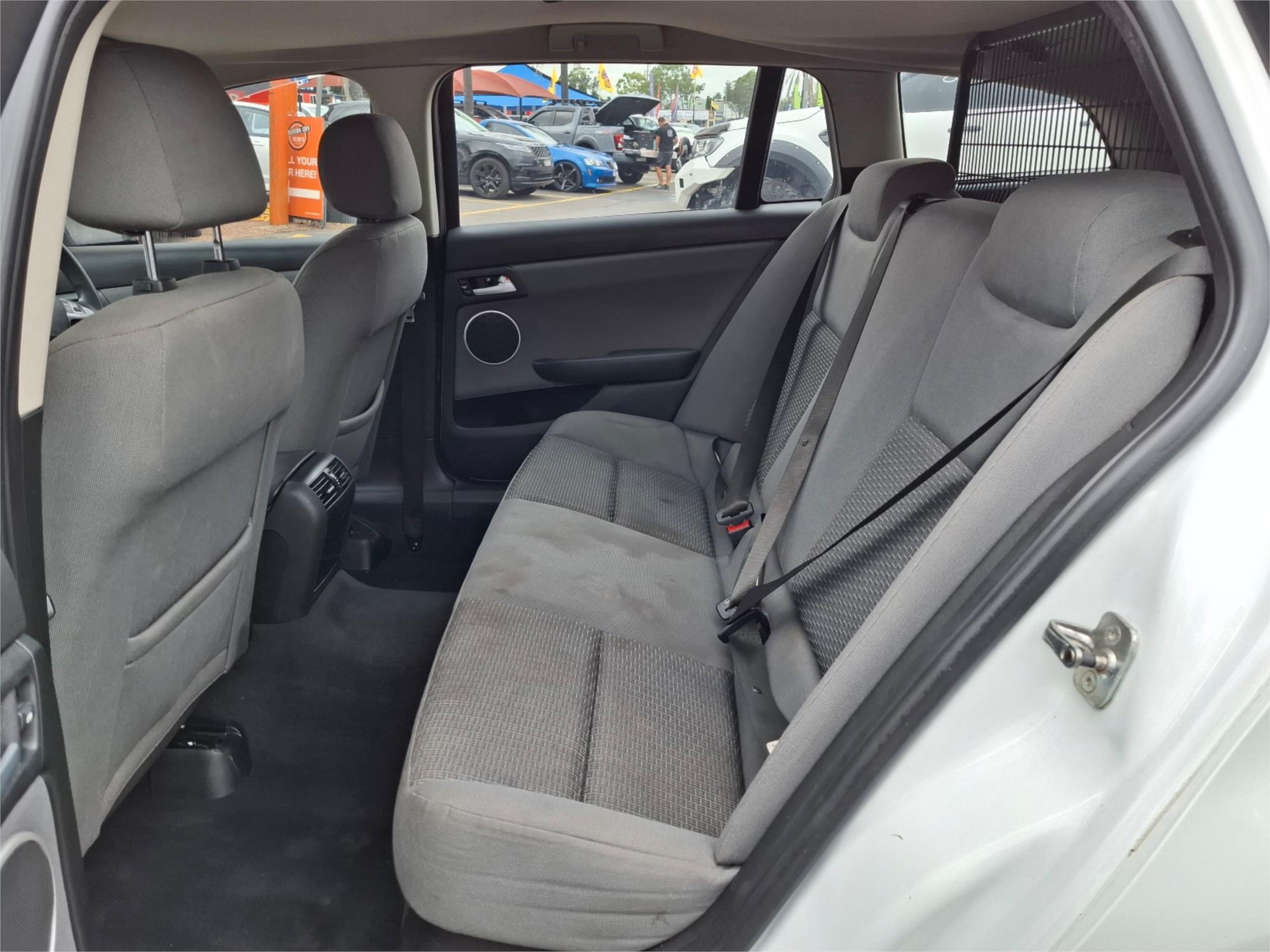 2012 HOLDEN COMMODORE VE II MY12 OMEGA (LPG) 6 SP AUTOMATIC 4D SPORTWAGON