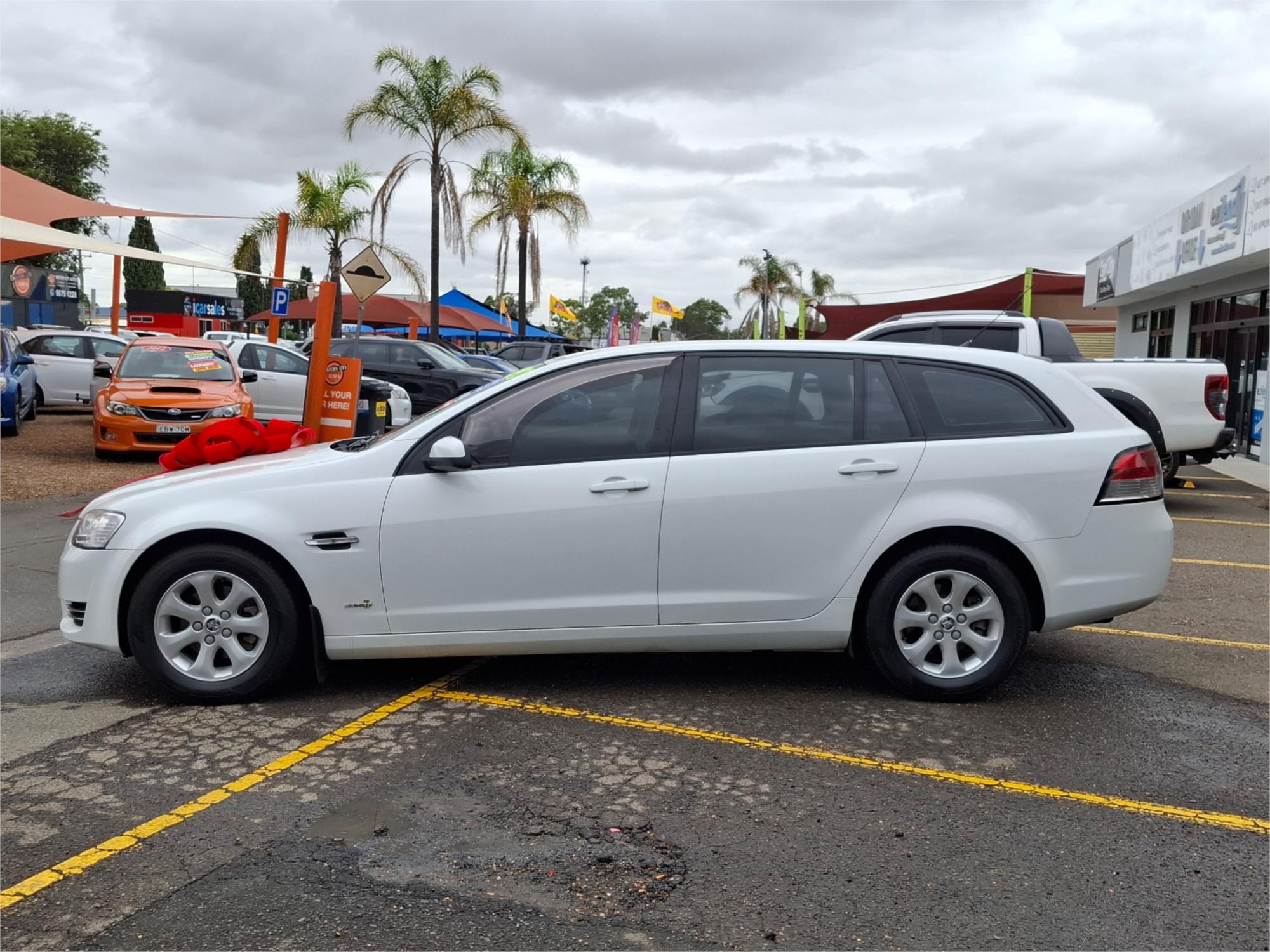 2012 HOLDEN COMMODORE VE II MY12 OMEGA (LPG) 6 SP AUTOMATIC 4D SPORTWAGON