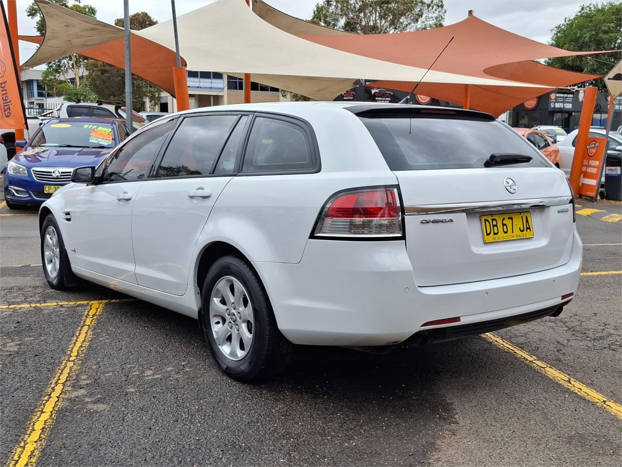 2012 HOLDEN COMMODORE VE II MY12 OMEGA (LPG) 6 SP AUTOMATIC 4D SPORTWAGON