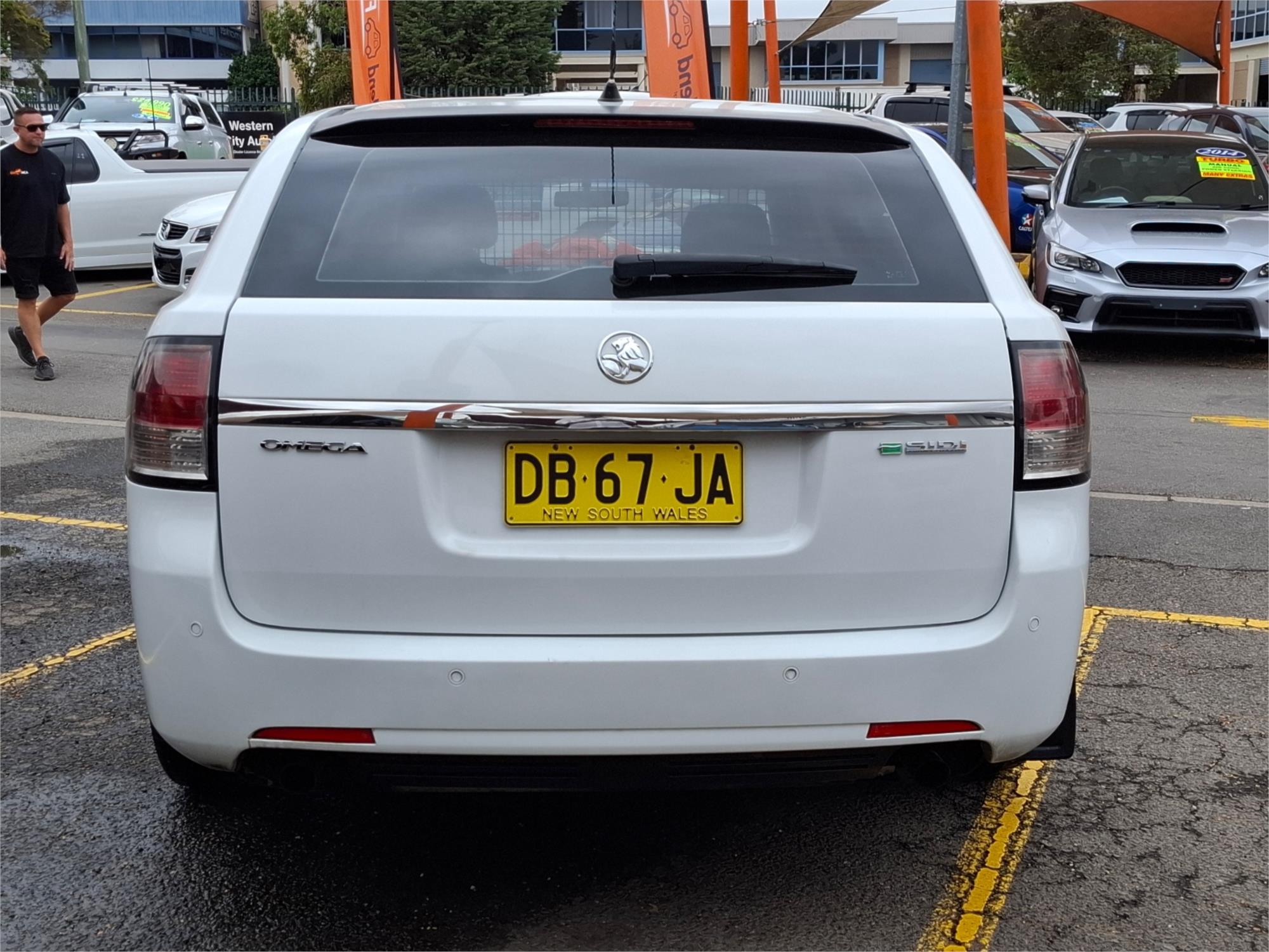 2012 HOLDEN COMMODORE VE II MY12 OMEGA (LPG) 6 SP AUTOMATIC 4D SPORTWAGON