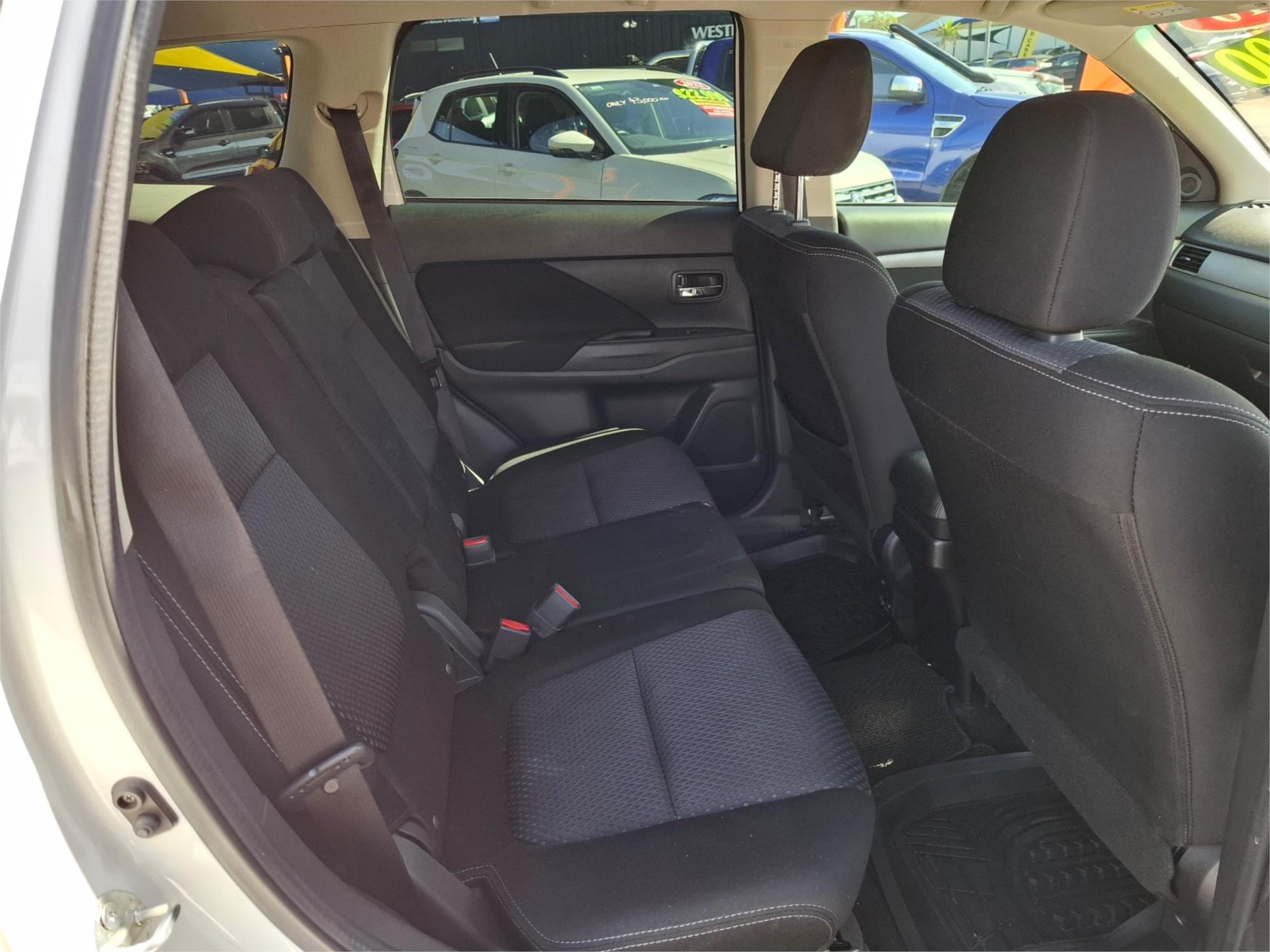 2016 MITSUBISHI OUTLANDER ZK MY16 LS (4x2) CONTINUOUS VARIABLE 4D WAGON