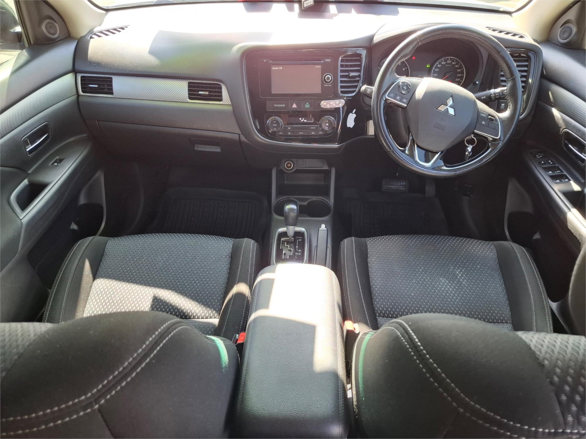 2016 MITSUBISHI OUTLANDER ZK MY16 LS (4x2) CONTINUOUS VARIABLE 4D WAGON