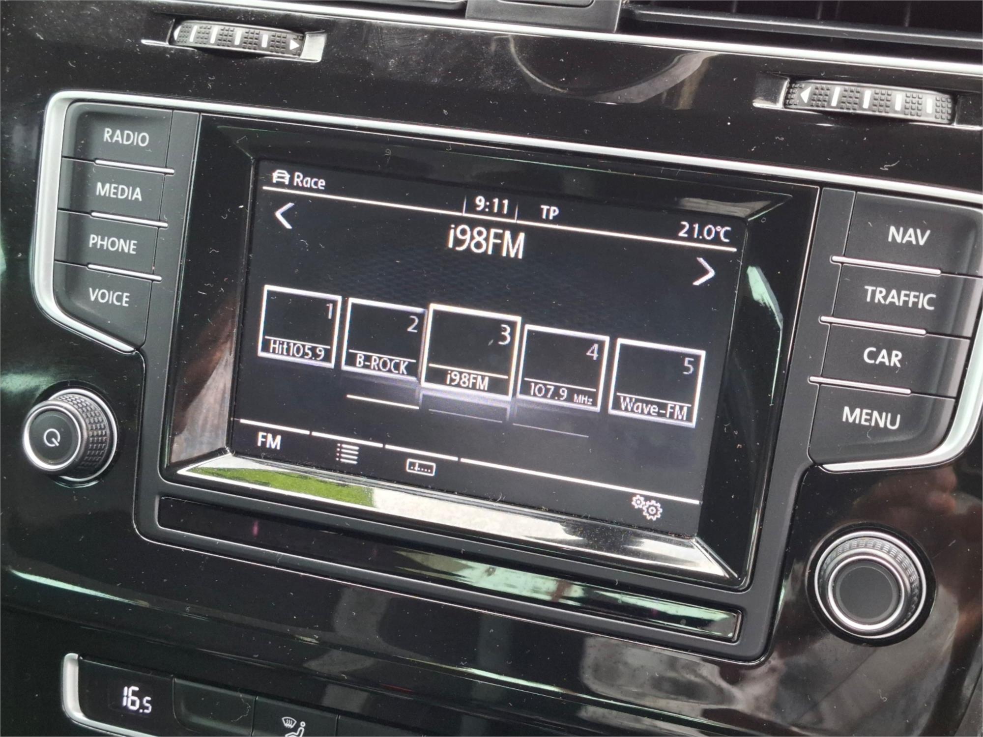 2015 VOLKSWAGEN GOLF AU MY15 R 6 SP MANUAL 5D HATCHBACK