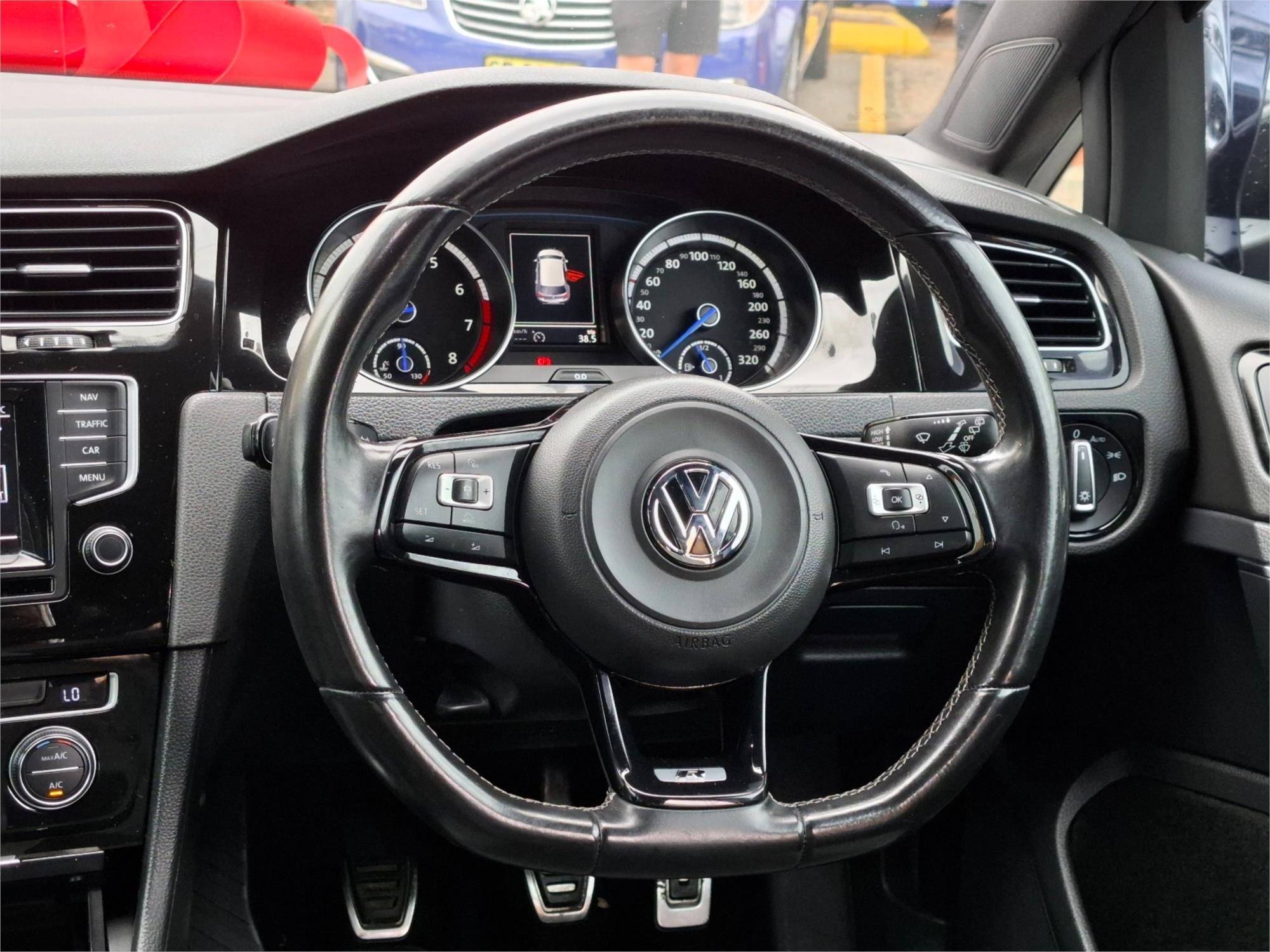 2015 VOLKSWAGEN GOLF AU MY15 R 6 SP MANUAL 5D HATCHBACK