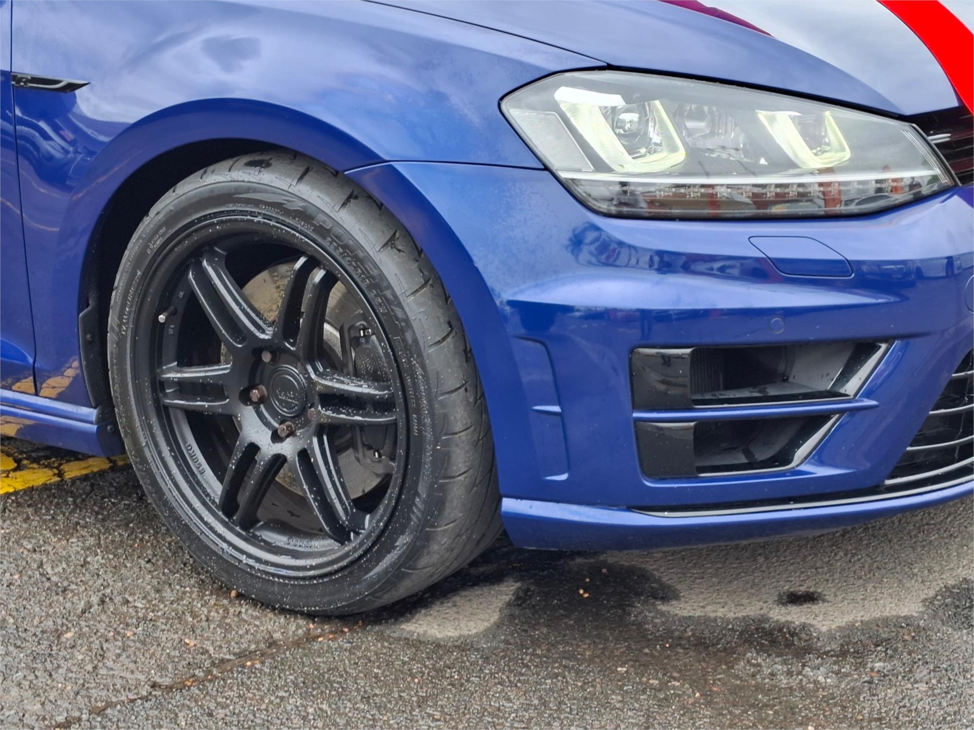 2015 VOLKSWAGEN GOLF AU MY15 R 6 SP MANUAL 5D HATCHBACK