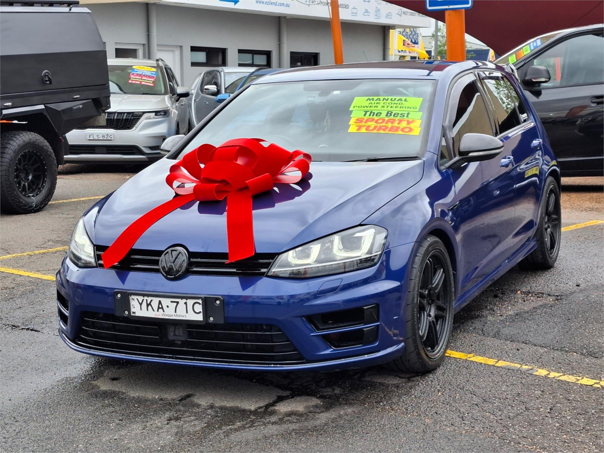 2015 VOLKSWAGEN GOLF AU MY15 R 6 SP MANUAL 5D HATCHBACK