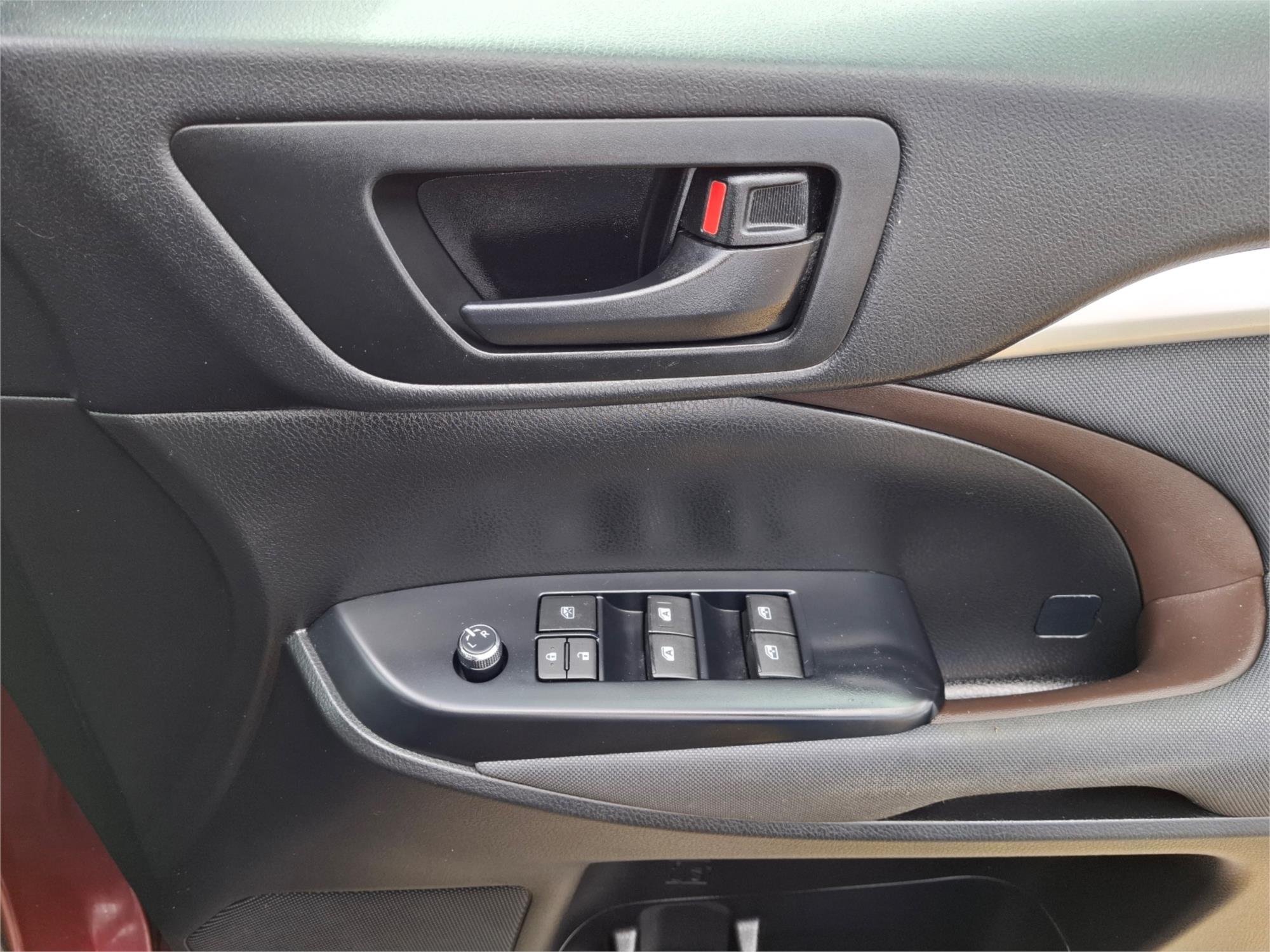 2017 TOYOTA KLUGER GSU55R MY17 GX (4x4) 8 SP AUTOMATIC 4D WAGON
