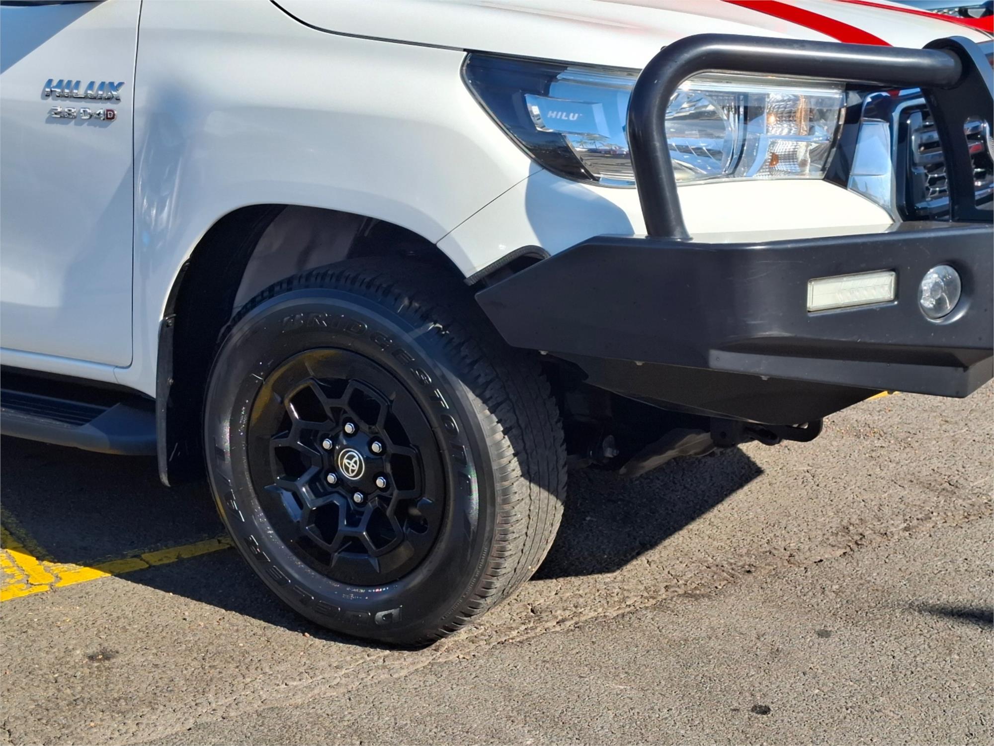 2018 TOYOTA HILUX GUN126R MY17 SR+ (4x4) 6 SP AUTOMATIC DUAL CAB UTILITY