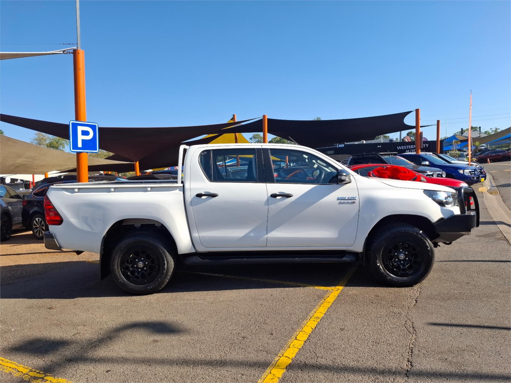 2018 TOYOTA HILUX GUN126R MY17 SR+ (4x4) 6 SP AUTOMATIC DUAL CAB UTILITY