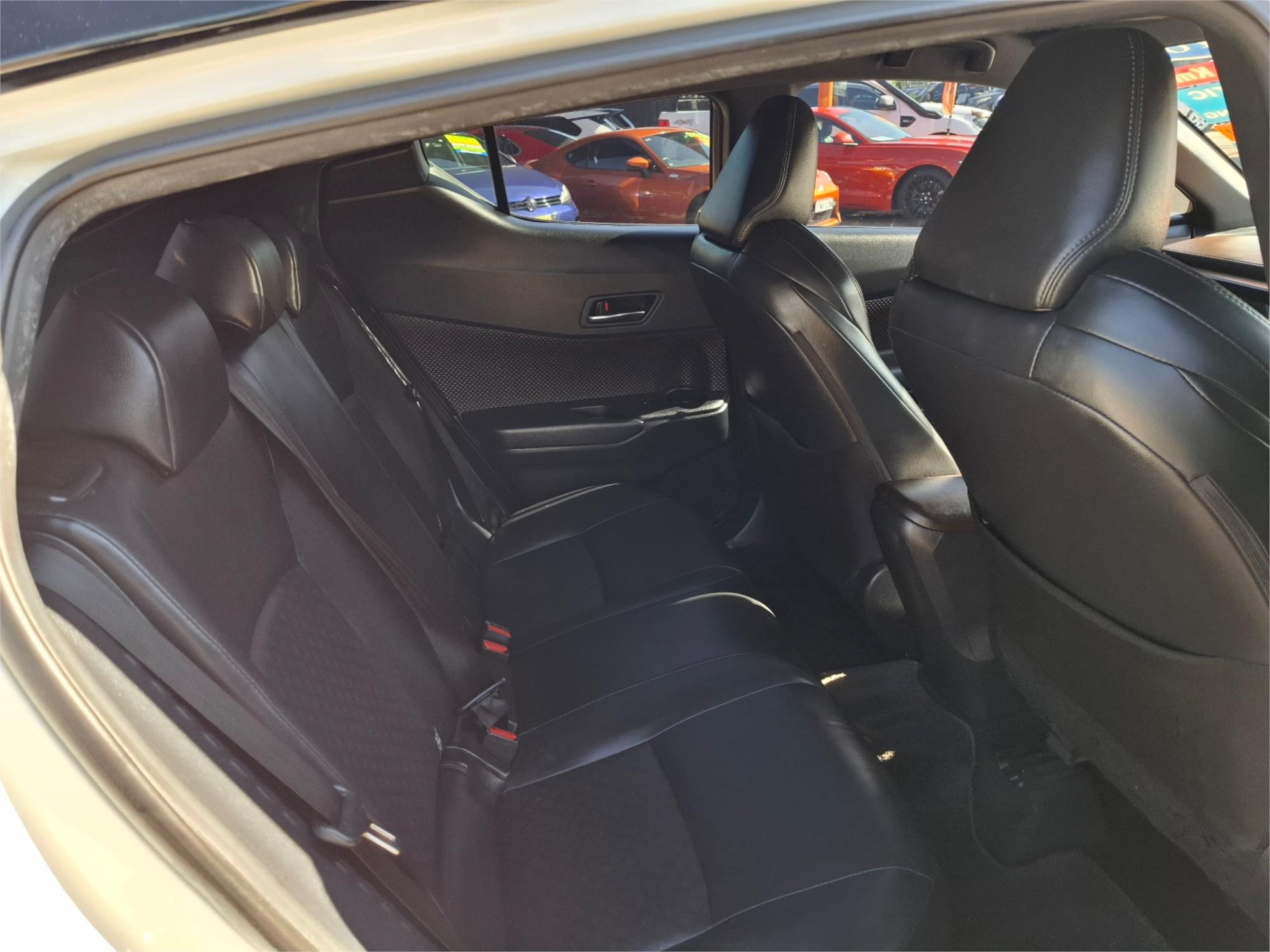 2018 TOYOTA C-HR NGX50R UPDATE KOBA (AWD) CONTINUOUS VARIABLE 4D WAGON