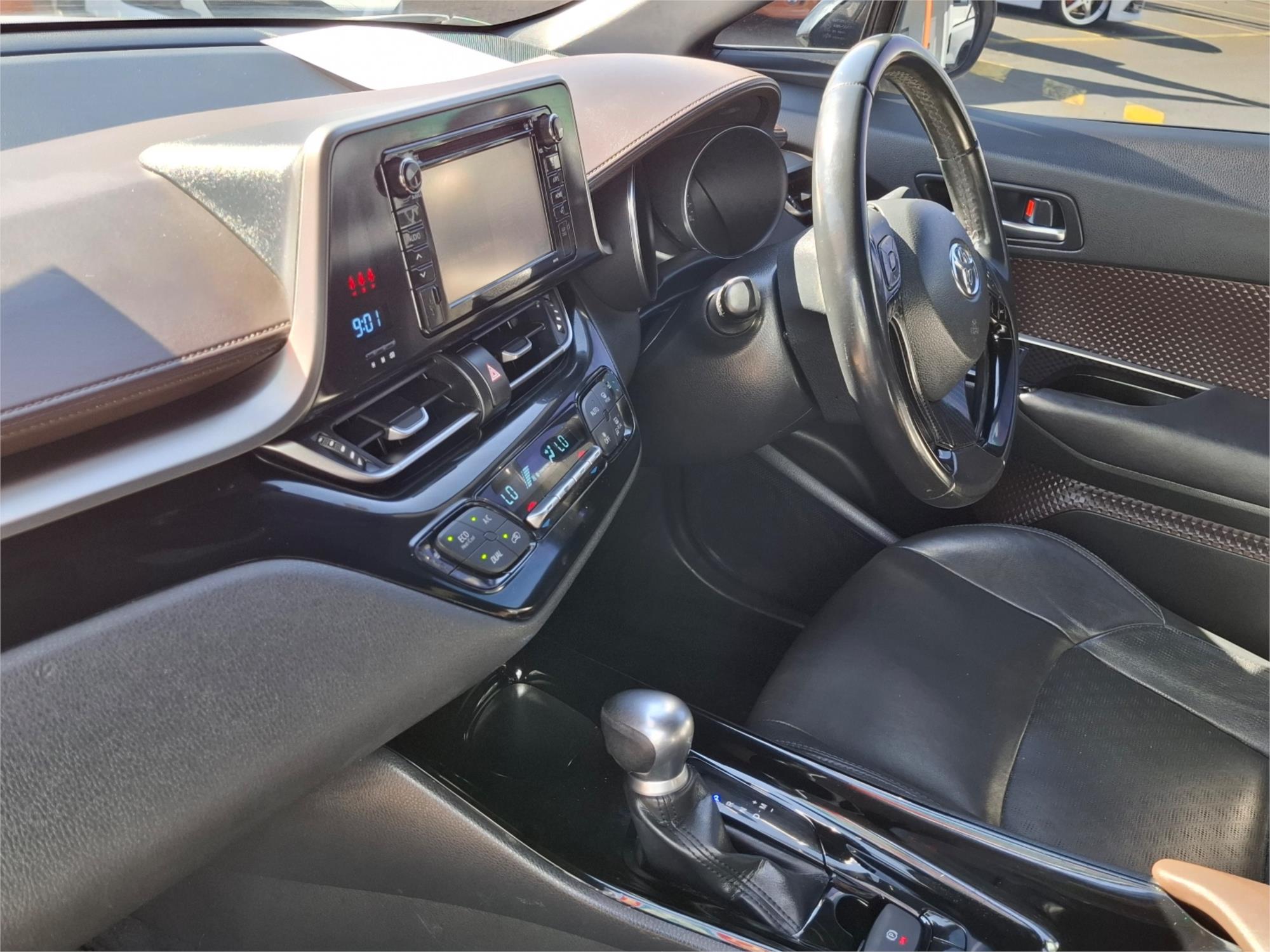 2018 TOYOTA C-HR NGX50R UPDATE KOBA (AWD) CONTINUOUS VARIABLE 4D WAGON