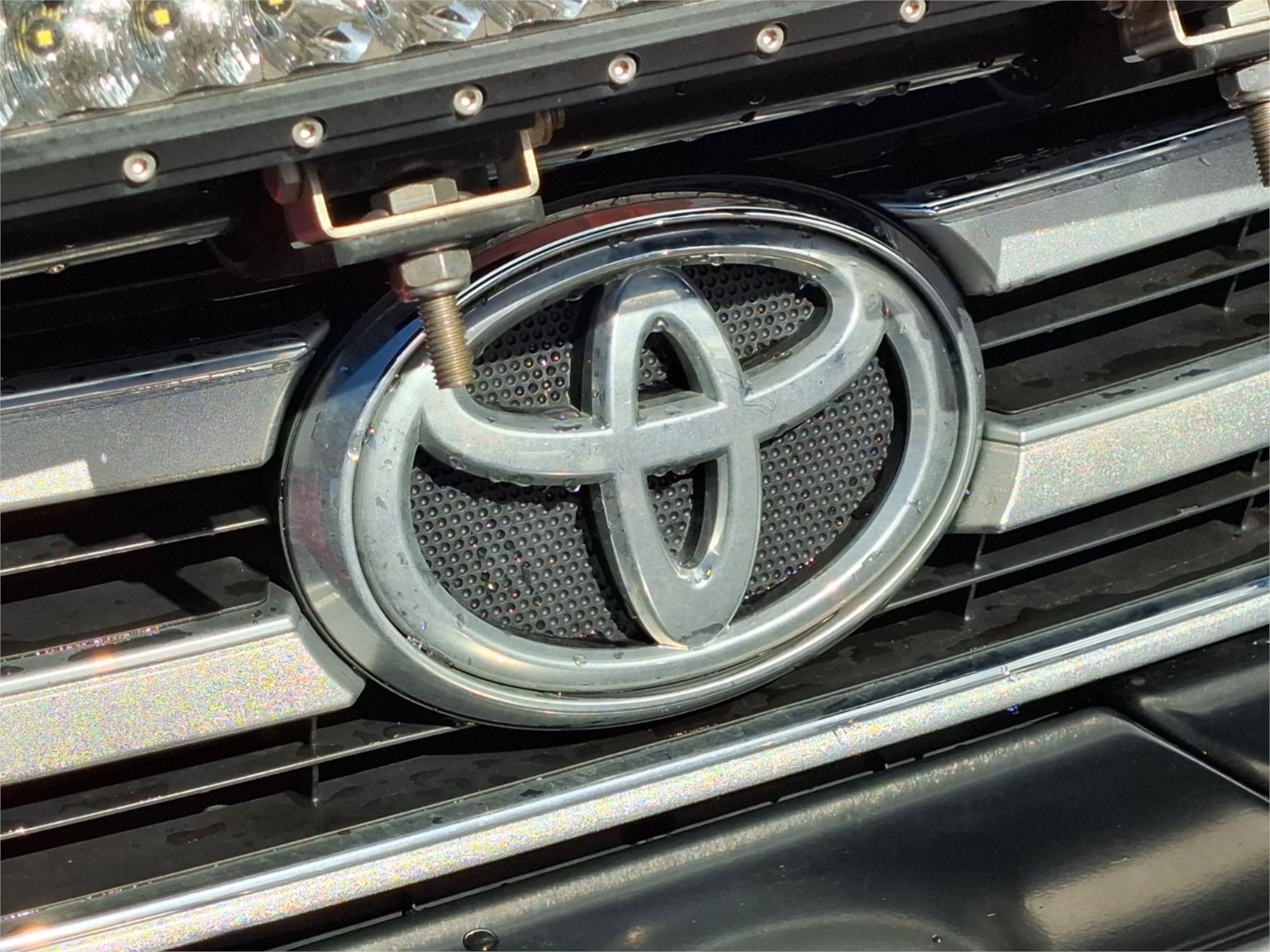 2016 TOYOTA HILUX GUN126R SR5 (4x4) 6 SP AUTOMATIC DUAL CAB UTILITY