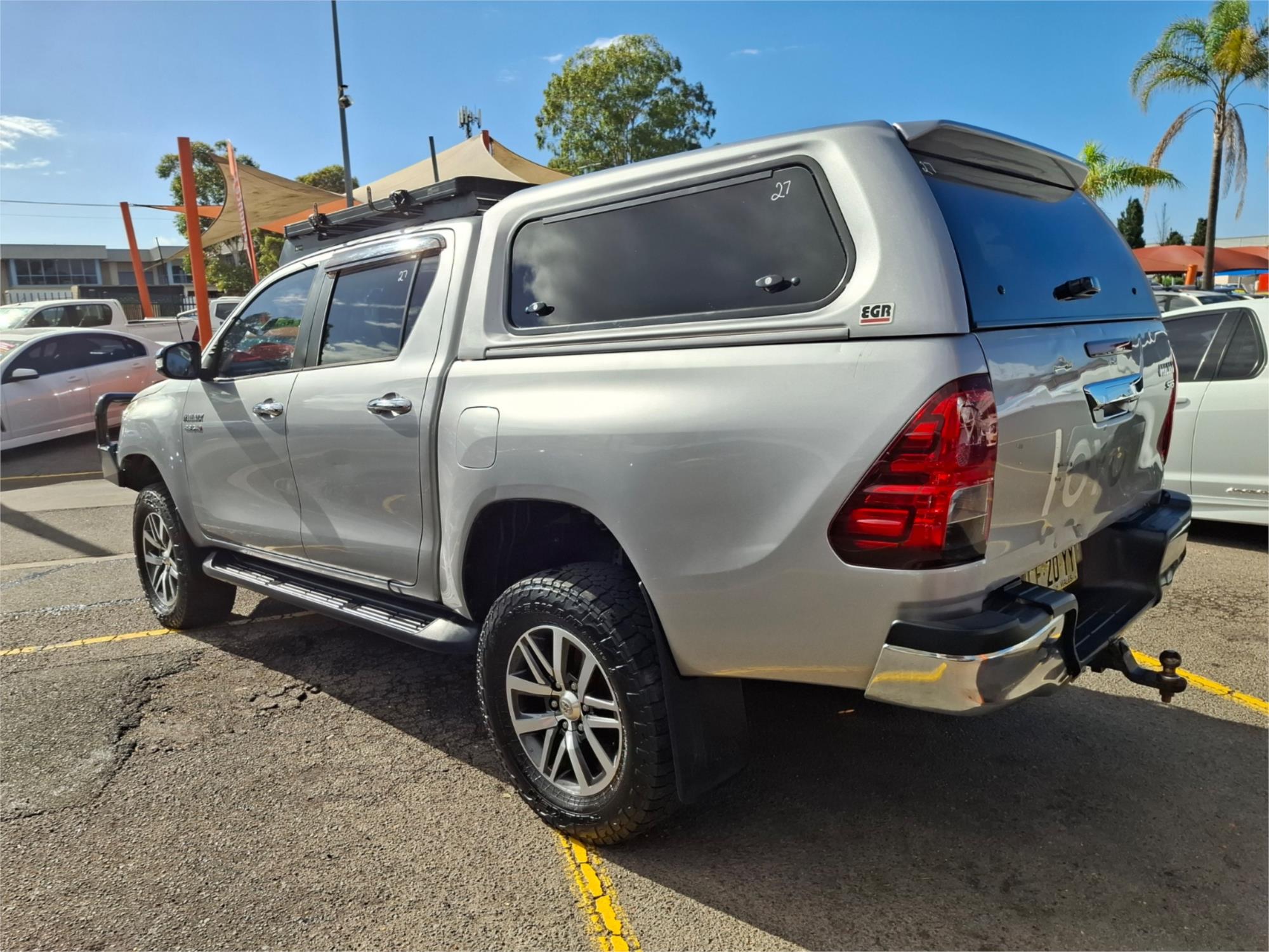 2016 TOYOTA HILUX GUN126R SR5 (4x4) 6 SP AUTOMATIC DUAL CAB UTILITY