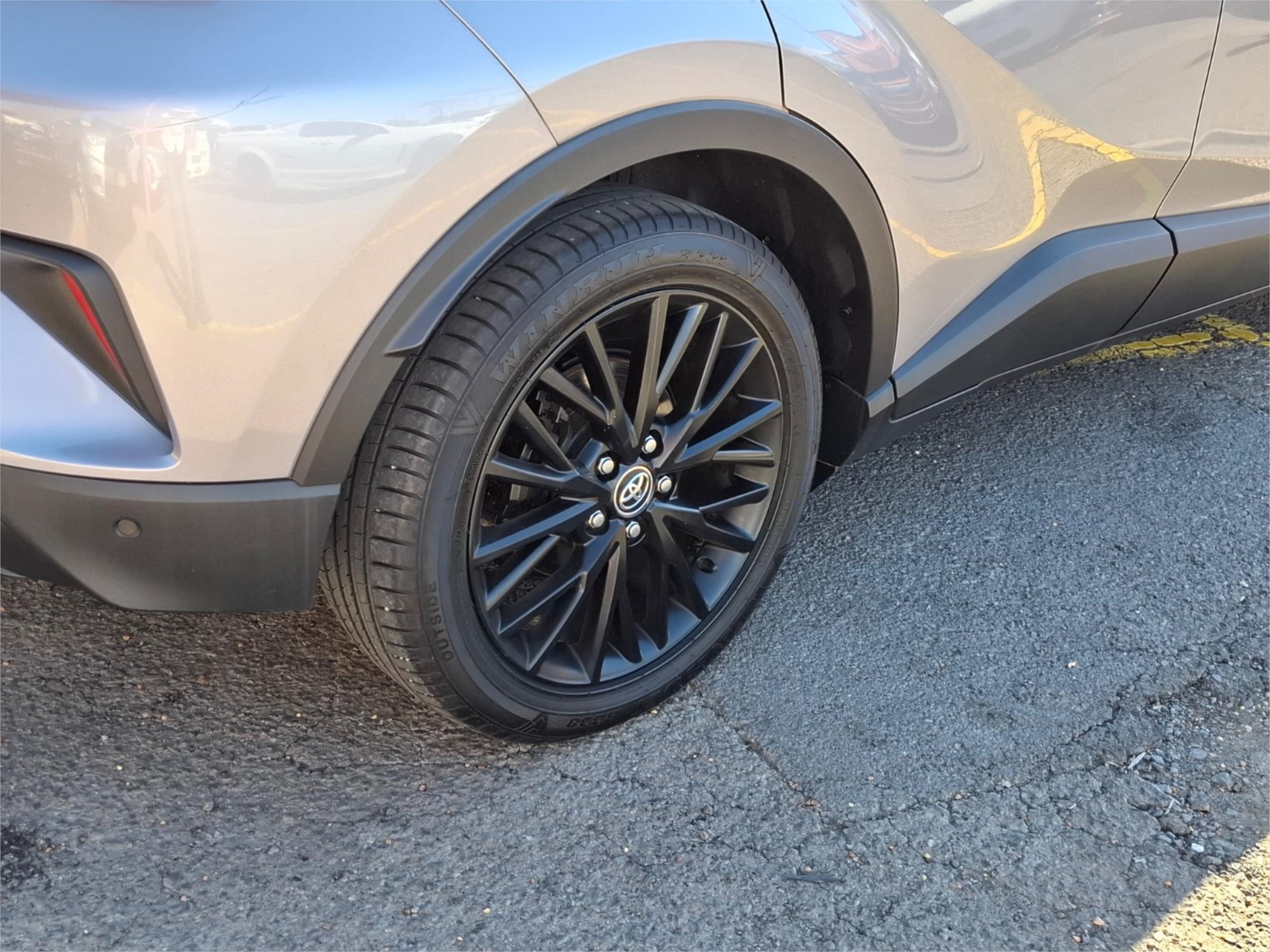 2019 TOYOTA C-HR NGX50R UPDATE KOBA (AWD) CONTINUOUS VARIABLE 4D WAGON
