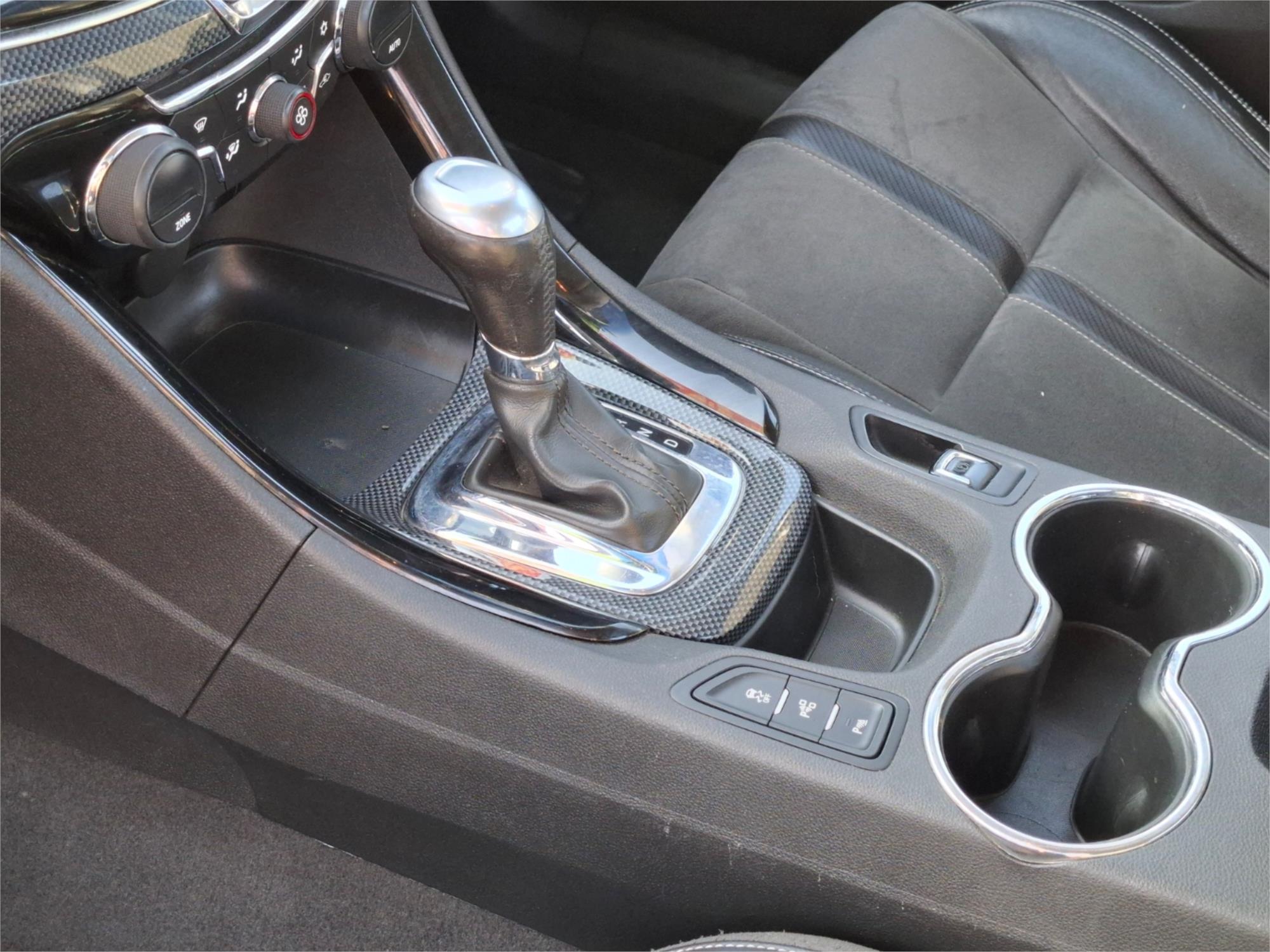 2014 HOLDEN UTE VF MY15 SV6 6 SP AUTOMATIC UTILITY