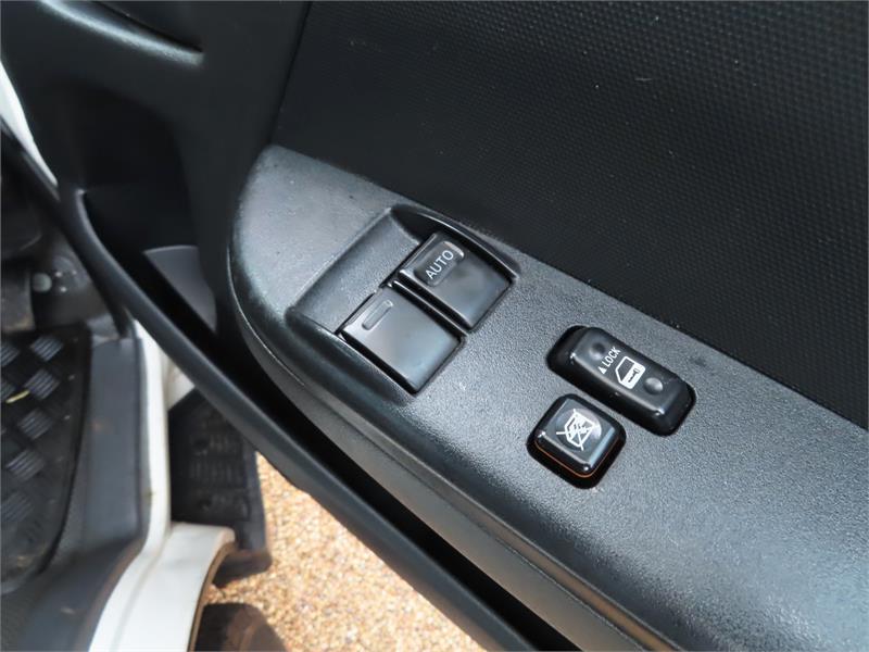 2007 TOYOTA HIACE KDH201R AUTOMATIC VAN