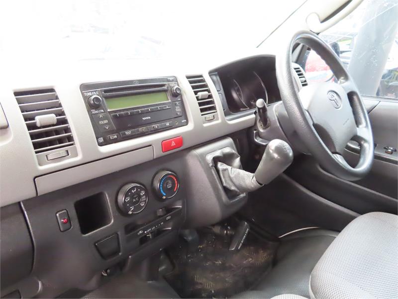 2007 TOYOTA HIACE KDH201R AUTOMATIC VAN
