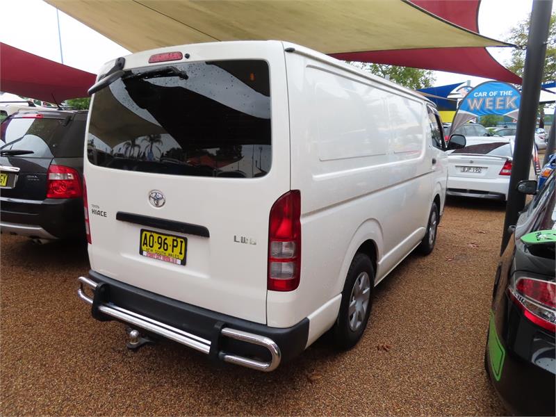 2007 TOYOTA HIACE KDH201R AUTOMATIC VAN
