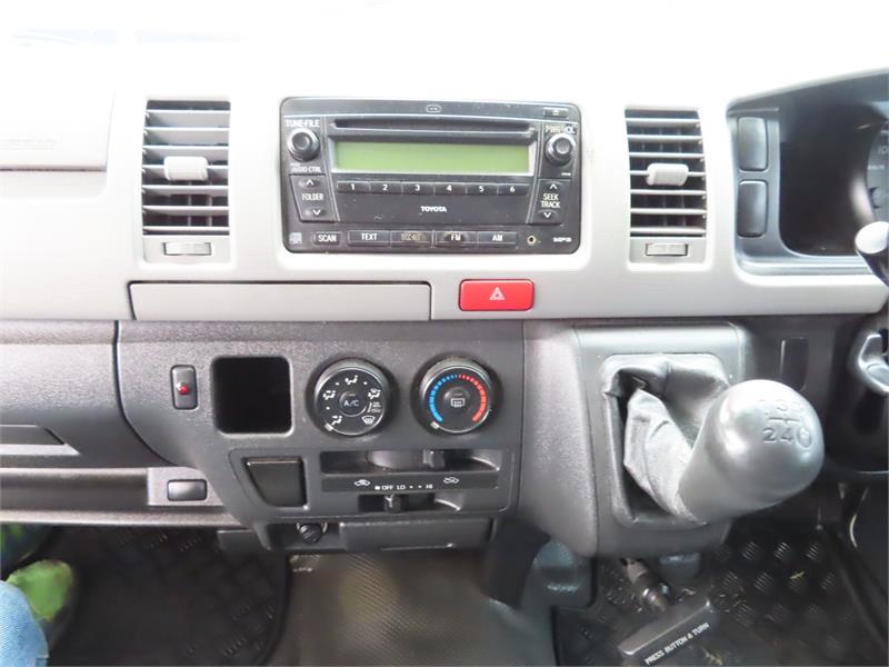 2007 TOYOTA HIACE KDH201R AUTOMATIC VAN